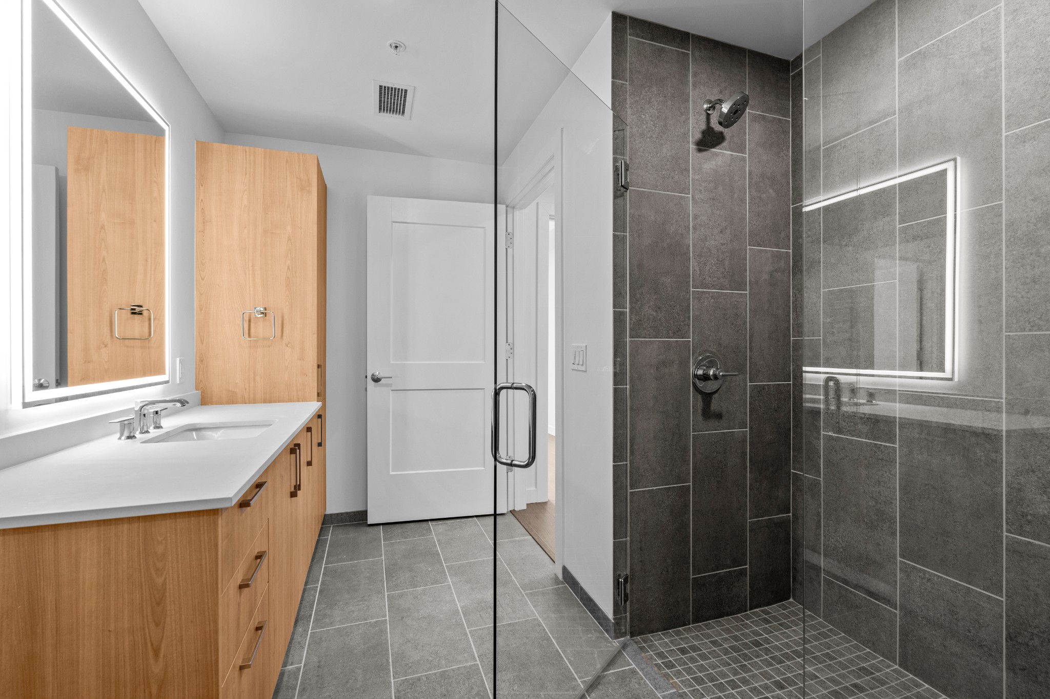 1212 Demonbreun St #2003 Nashville, TN 37203