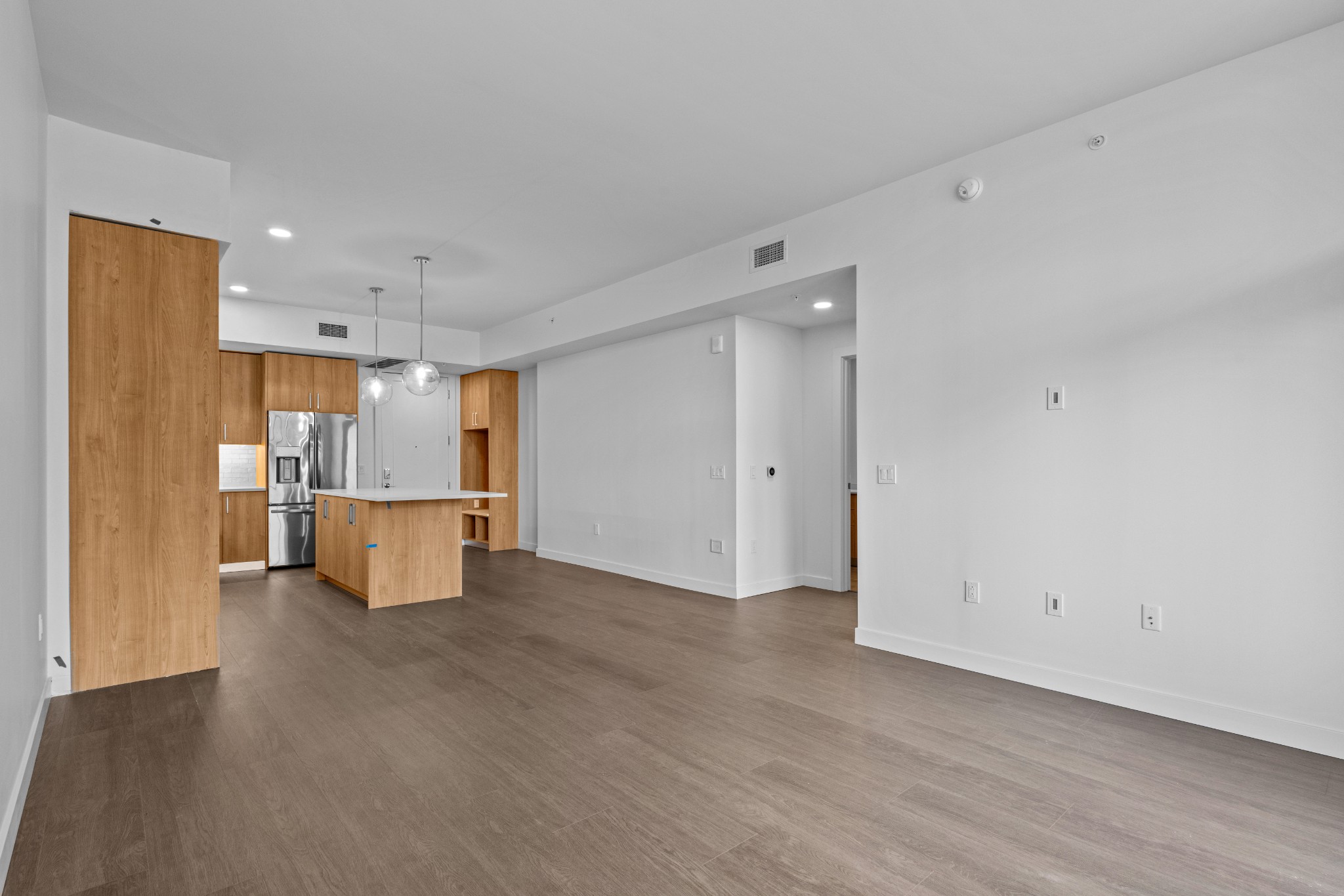 1212 Demonbreun St #2003 Nashville, TN 37203