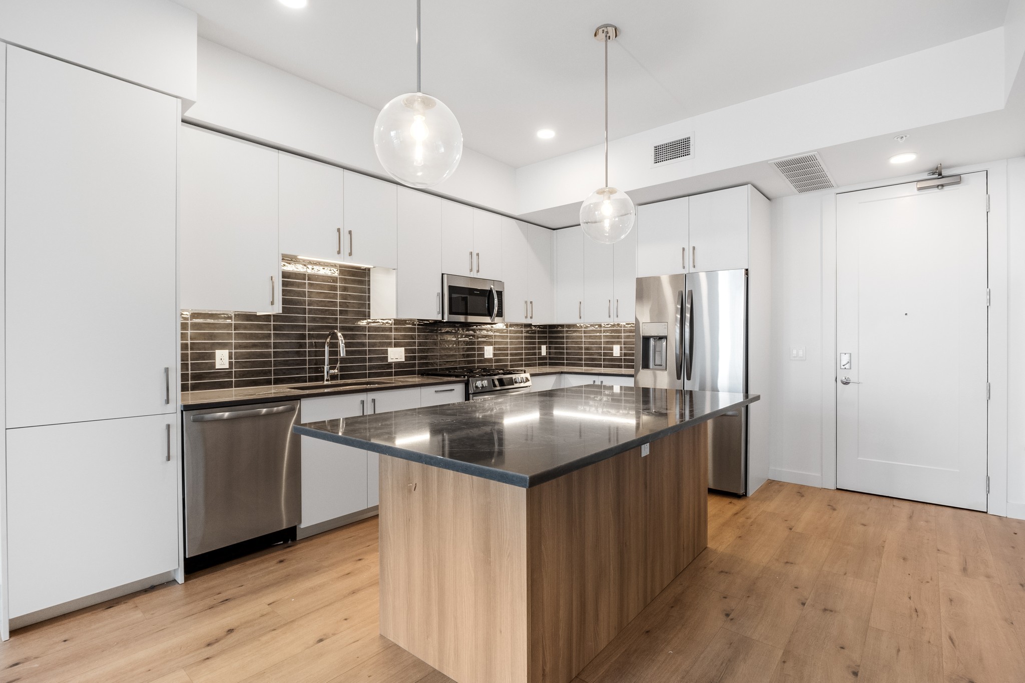 1212 Demonbreun St #A5 (B) Nashville, TN 37203