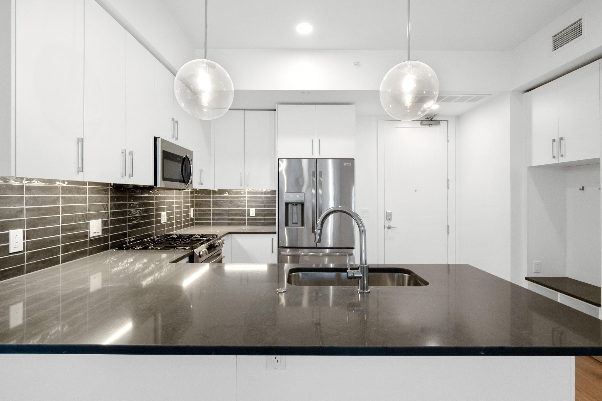 1212 Demonbreun St #A6 (G) Nashville, TN 37203