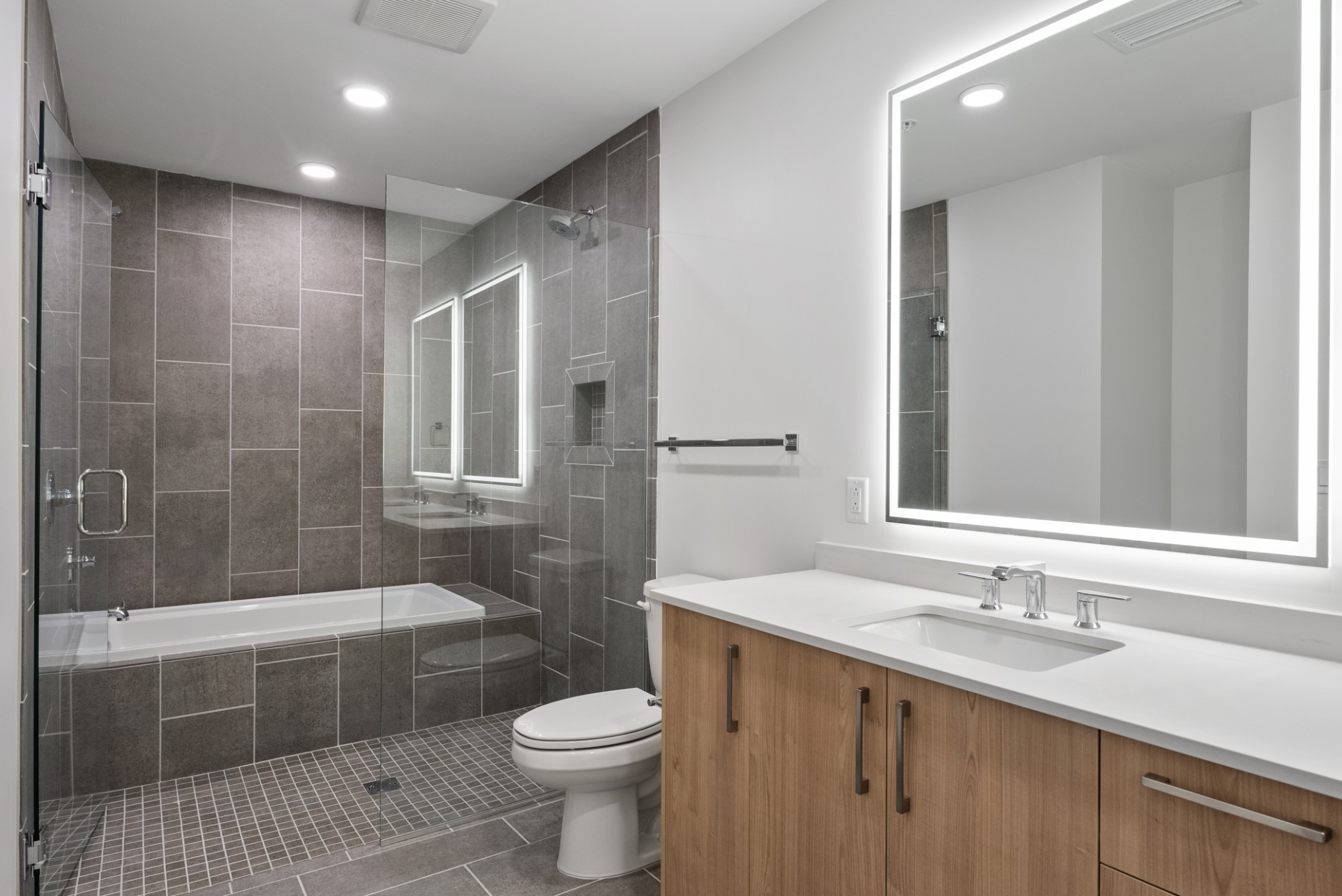 1212 Demonbreun St #C3-D(M) Nashville, TN 37203