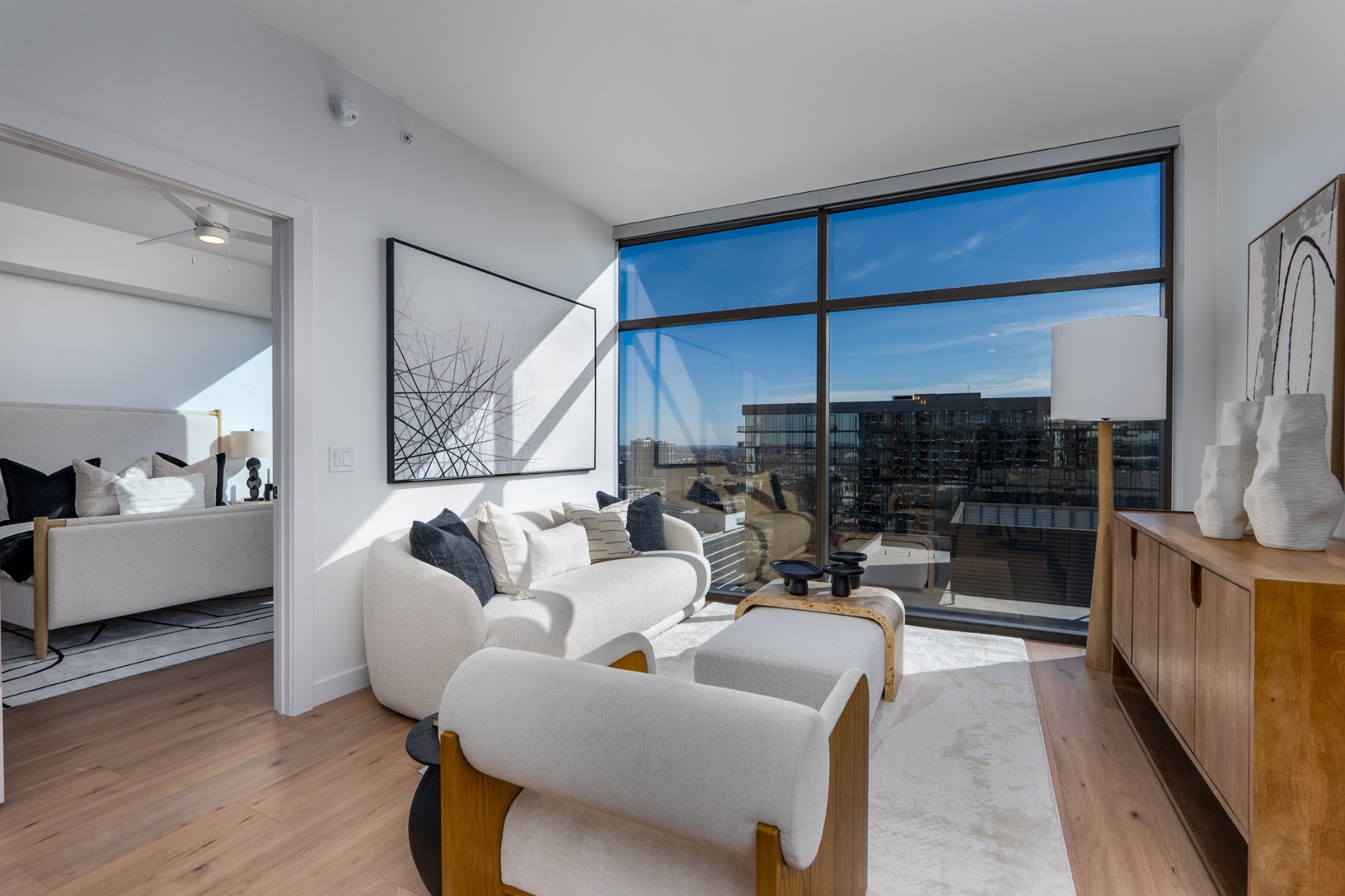 1212 Demonbreun St #AX (C) Nashville, TN 37203