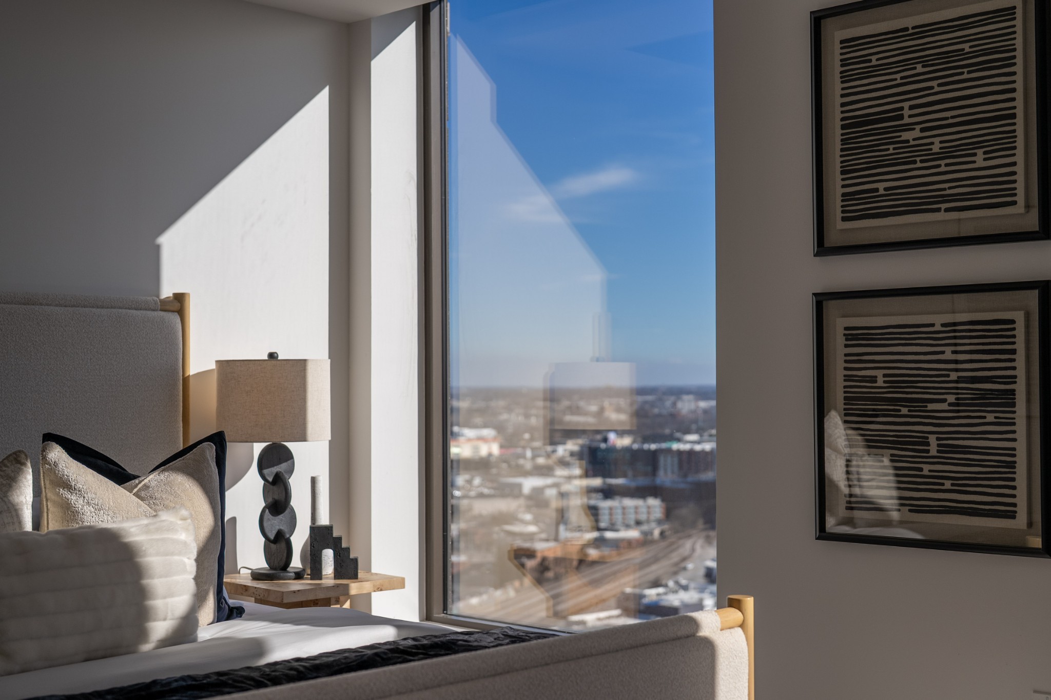 1212 Demonbreun St #AX (C) Nashville, TN 37203