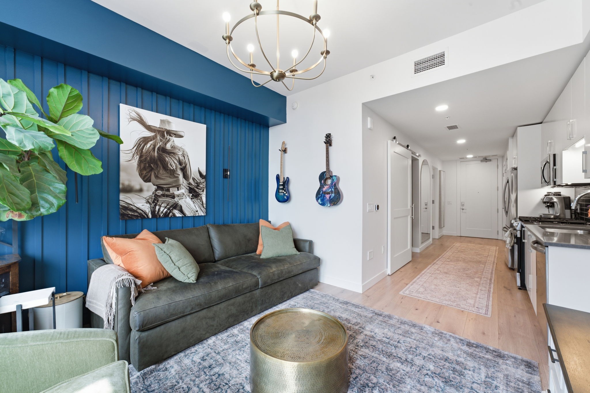 1212 Demonbreun St #1506 Nashville, TN 37203