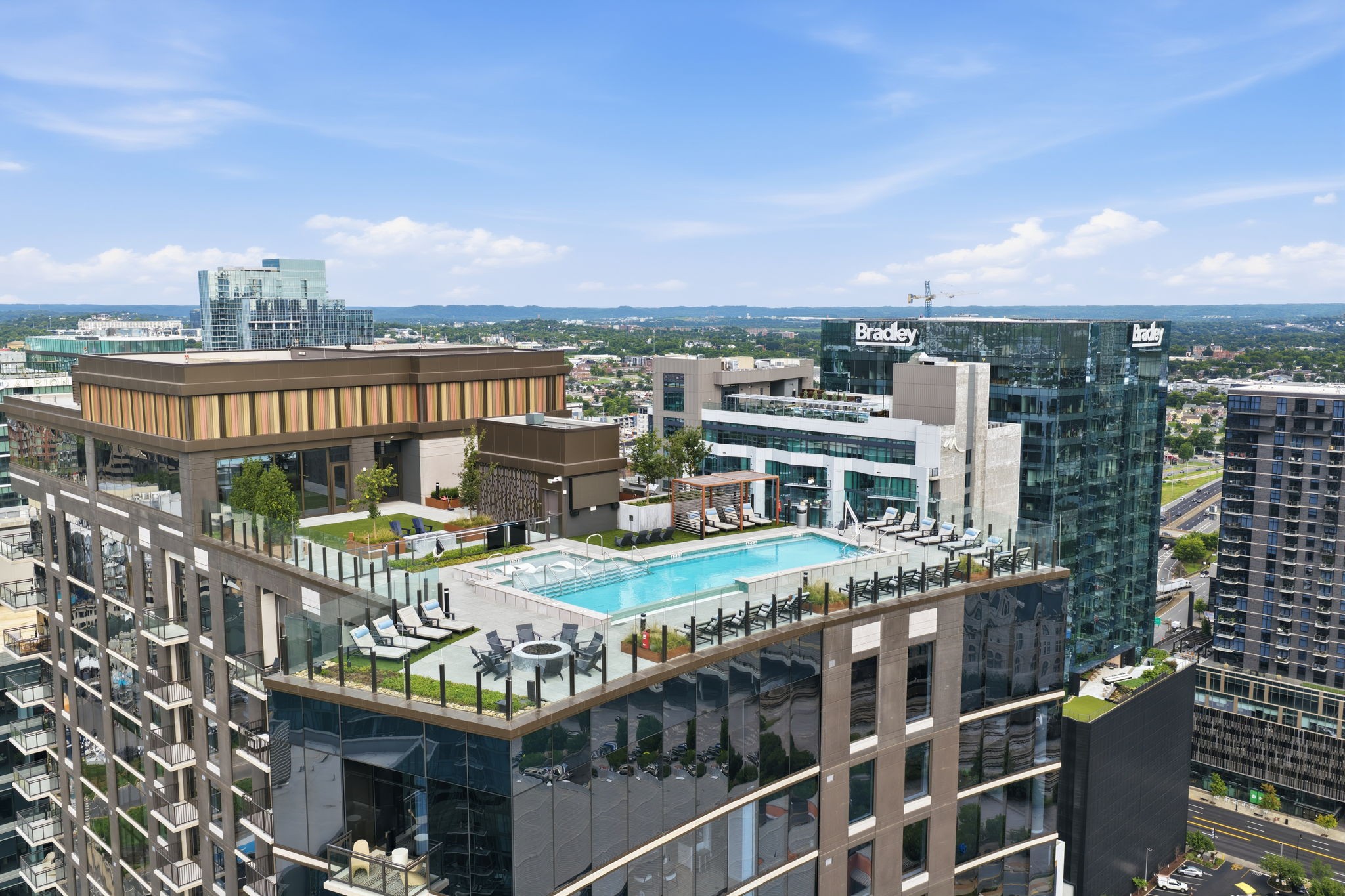 1212 Demonbreun St #1506 Nashville, TN 37203