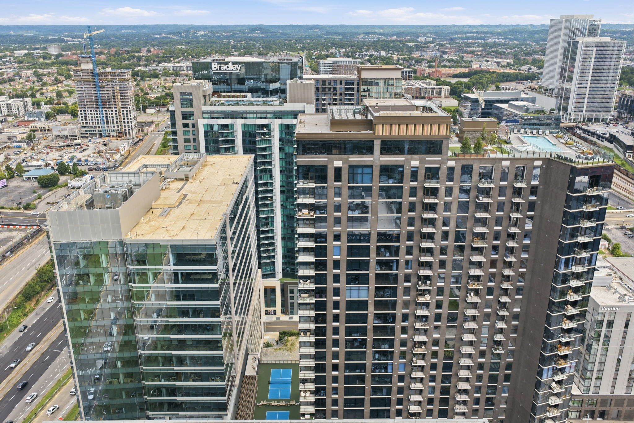 1212 Demonbreun St #1506 Nashville, TN 37203
