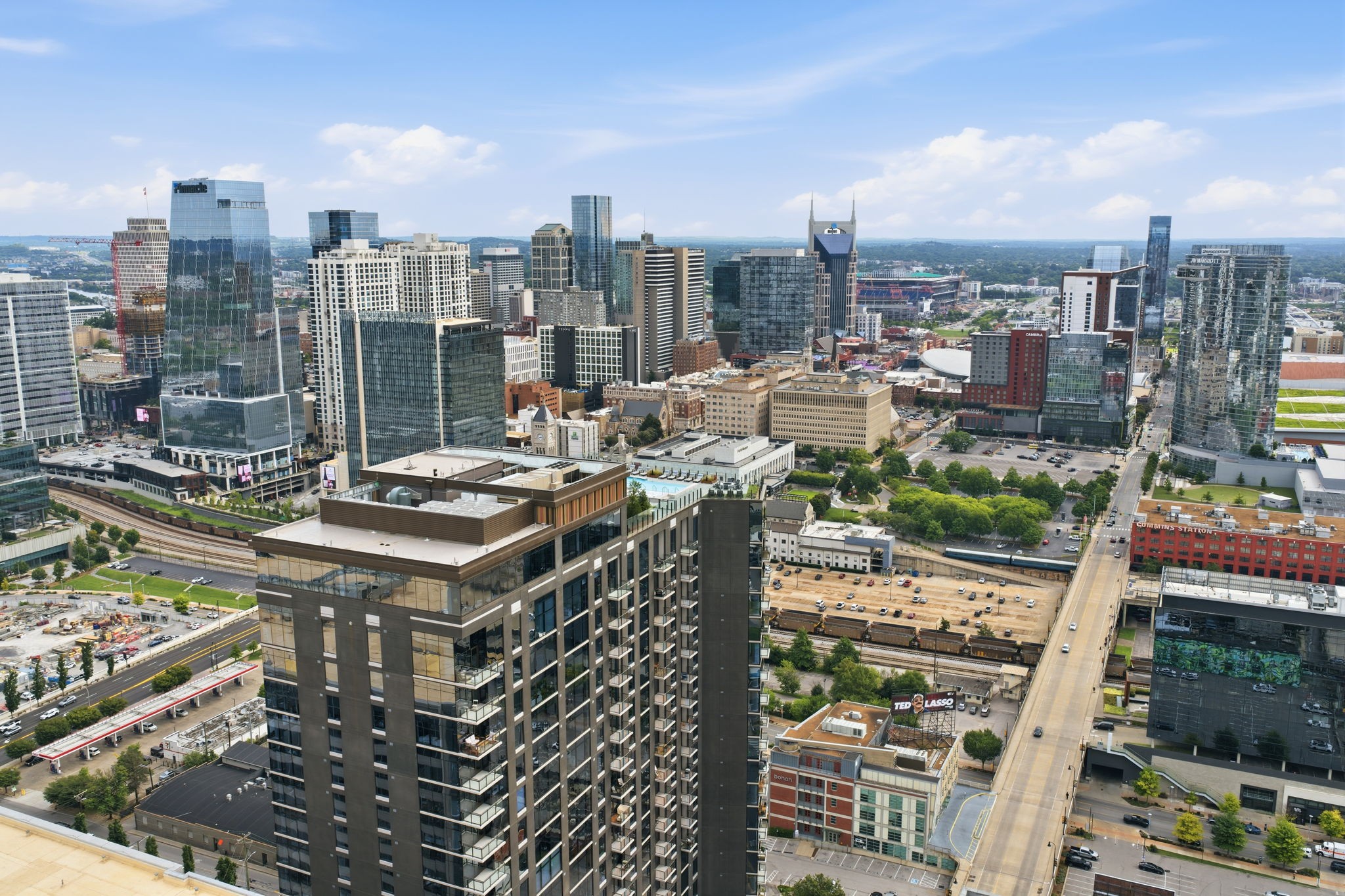 1212 Demonbreun St #1506 Nashville, TN 37203