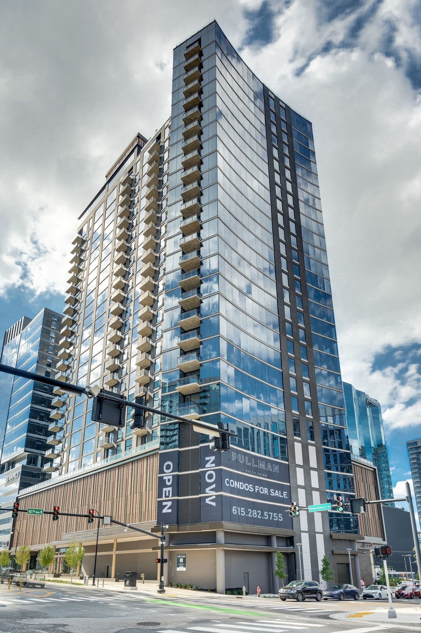 1212 Demonbreun St #715 Nashville, TN 37203