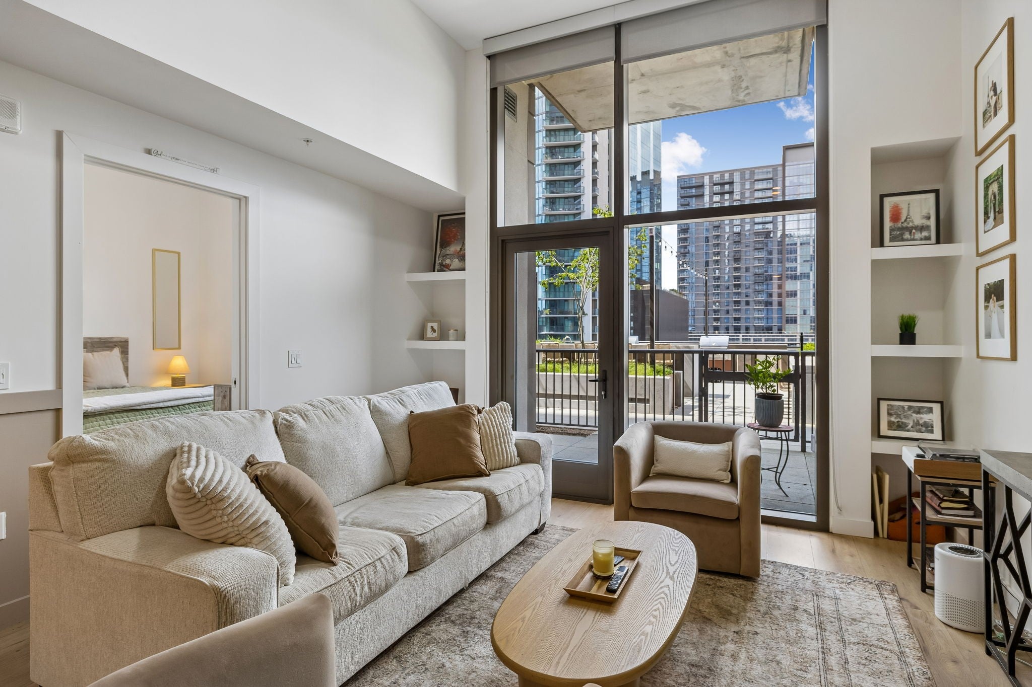 1212 Demonbreun St #607 Nashville, TN 37203
