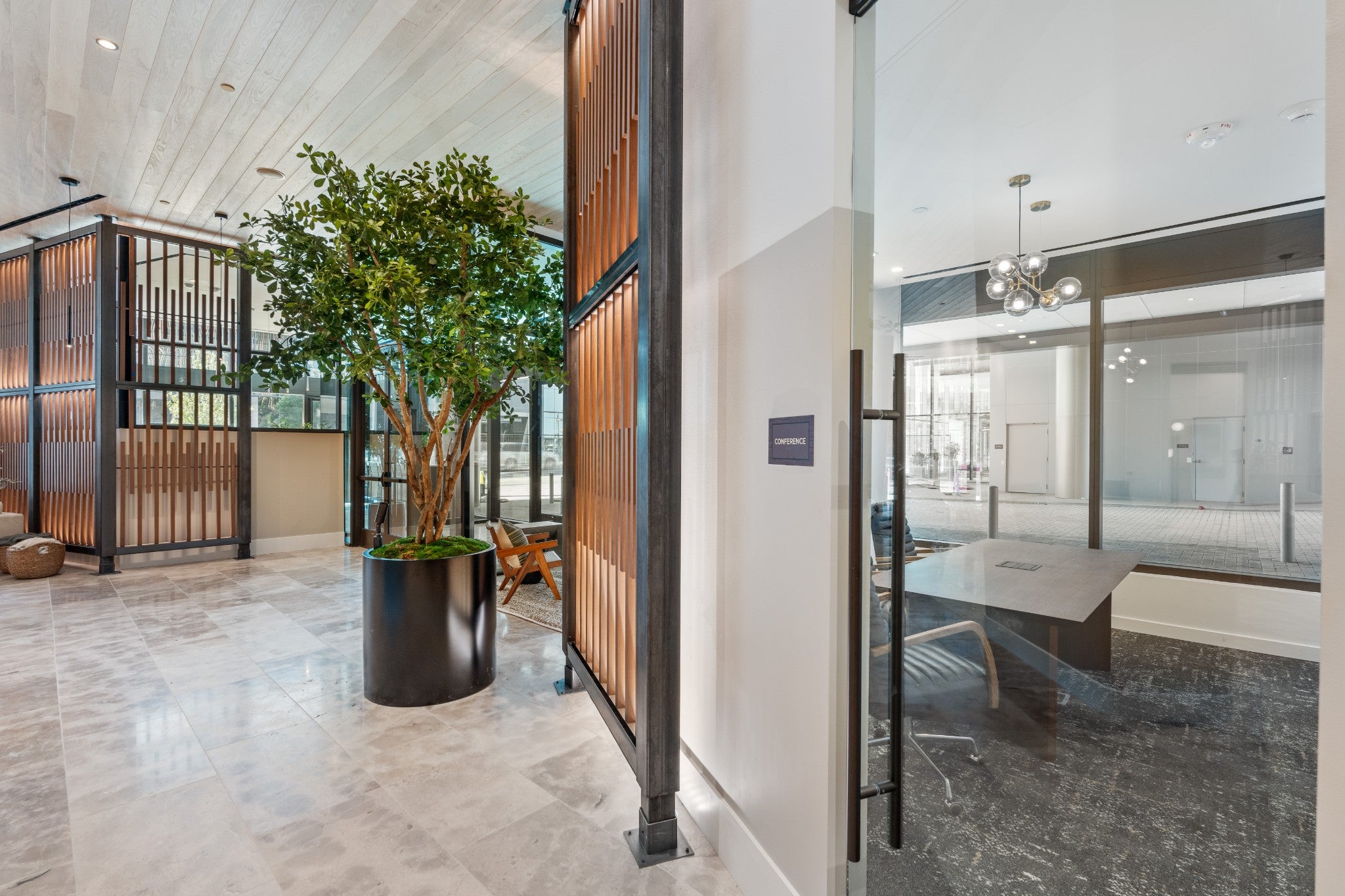 1212 Demonbreun St #1406 Nashville, TN 37203
