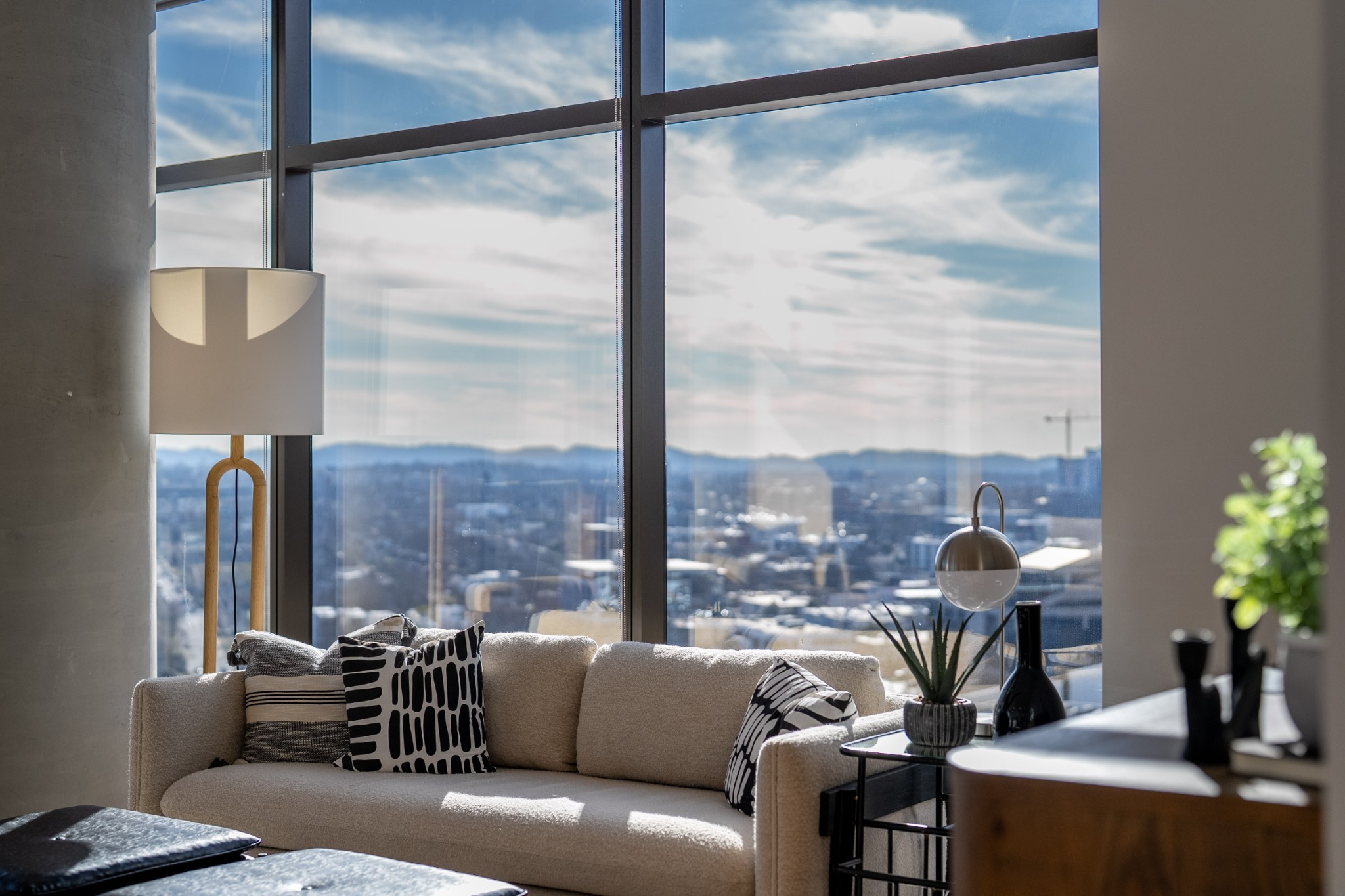 1212 Demonbreun St #B2 (F) Nashville, TN 37203