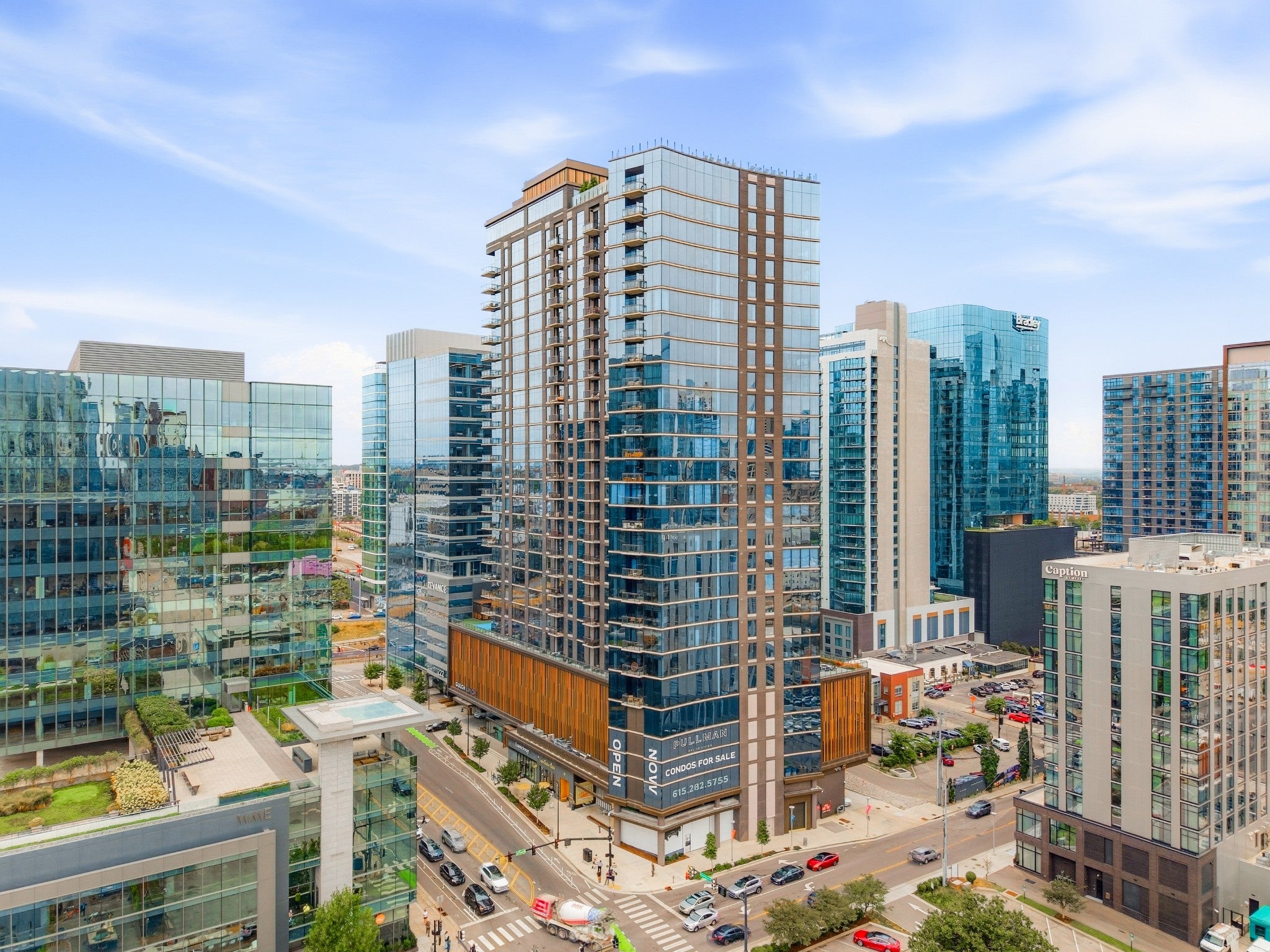 1212 Demonbreun St #807 Nashville, TN 37203
