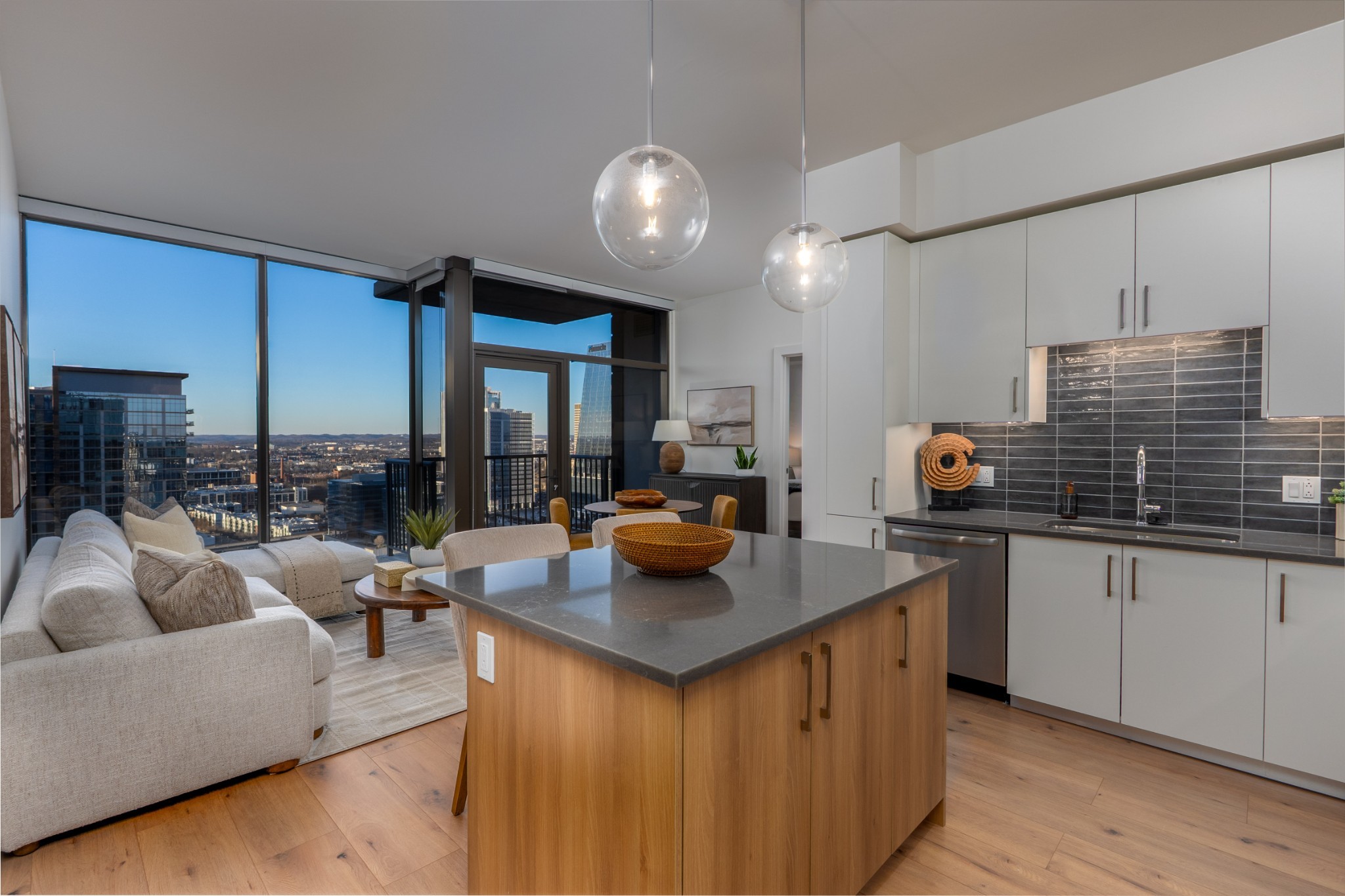 1212 Demonbreun St #A9 (B) Nashville, TN 37203