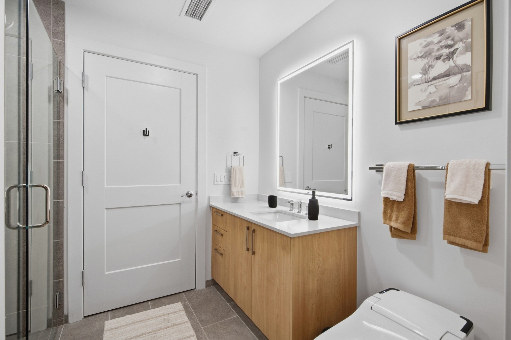 1212 Demonbreun St #2404 Nashville, TN 37203