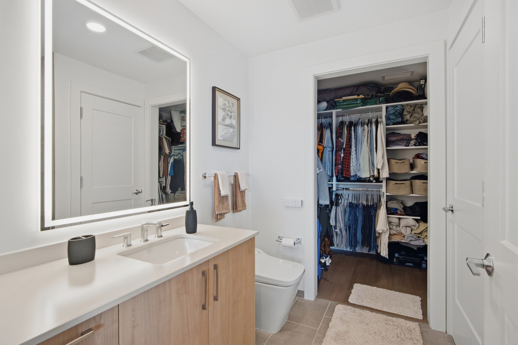 1212 Demonbreun St #2404 Nashville, TN 37203