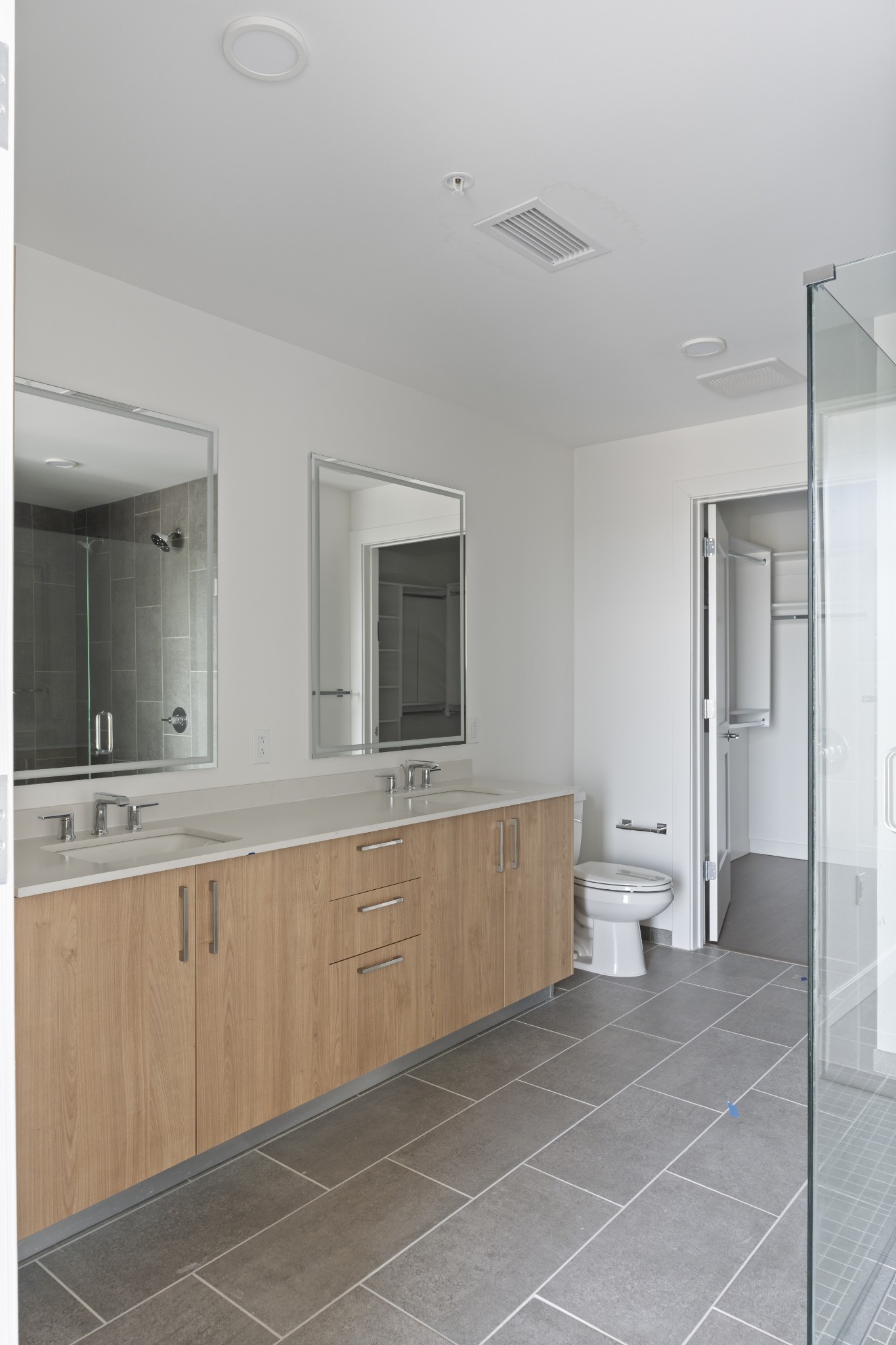 1212 Demonbreun St #A12 (Z) Nashville, TN 37203