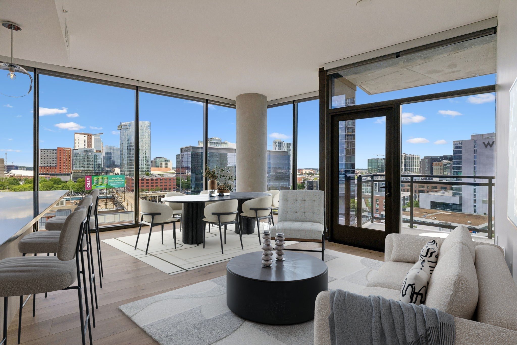 1212 Demonbreun St #815 Nashville, TN 37203