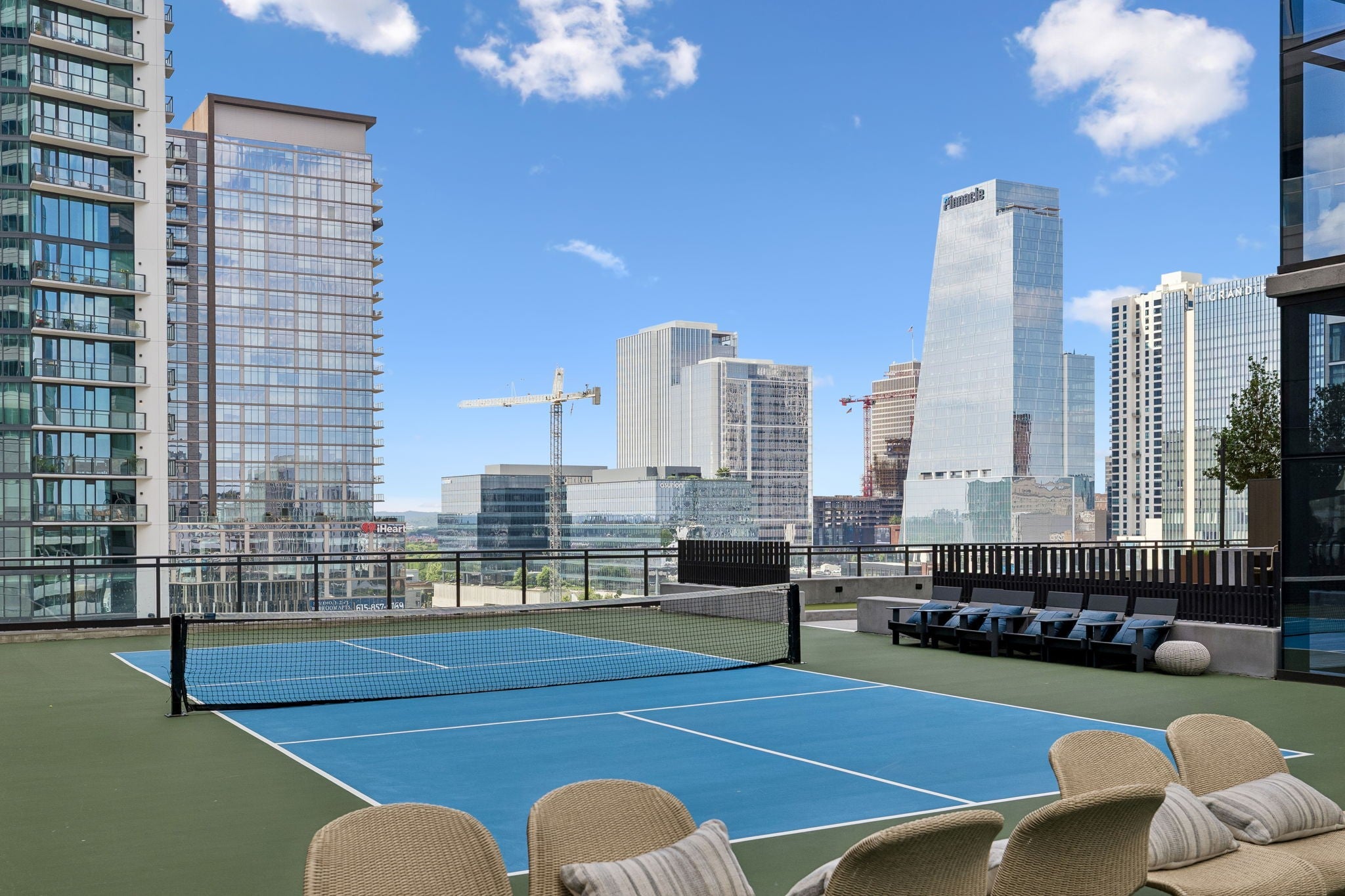 1212 Demonbreun St #815 Nashville, TN 37203