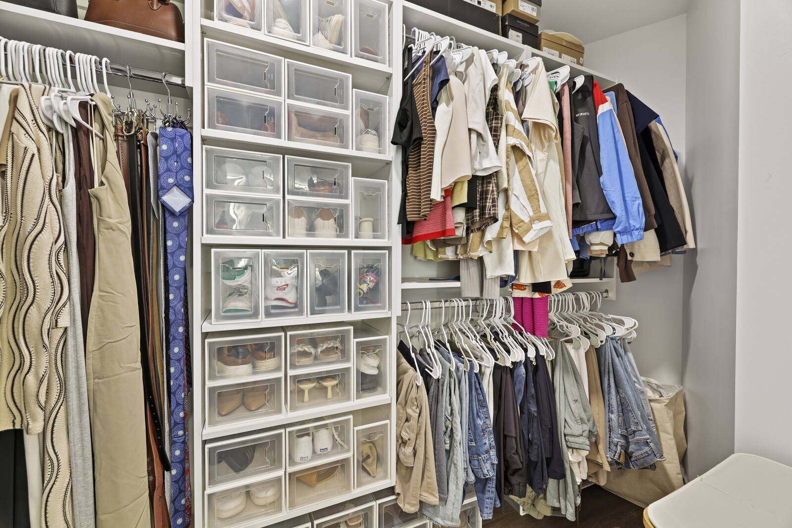 1212 Demonbreun St #1802 Nashville, TN 37203