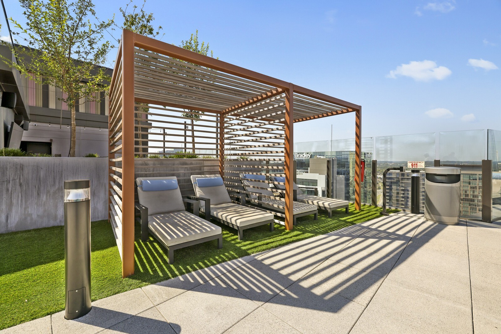 1212 Demonbreun St #1802 Nashville, TN 37203