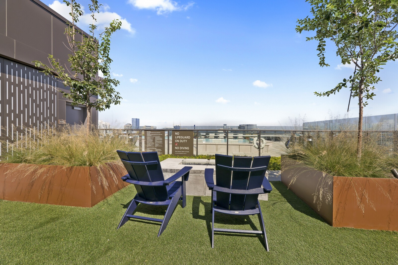 1212 Demonbreun St #1802 Nashville, TN 37203