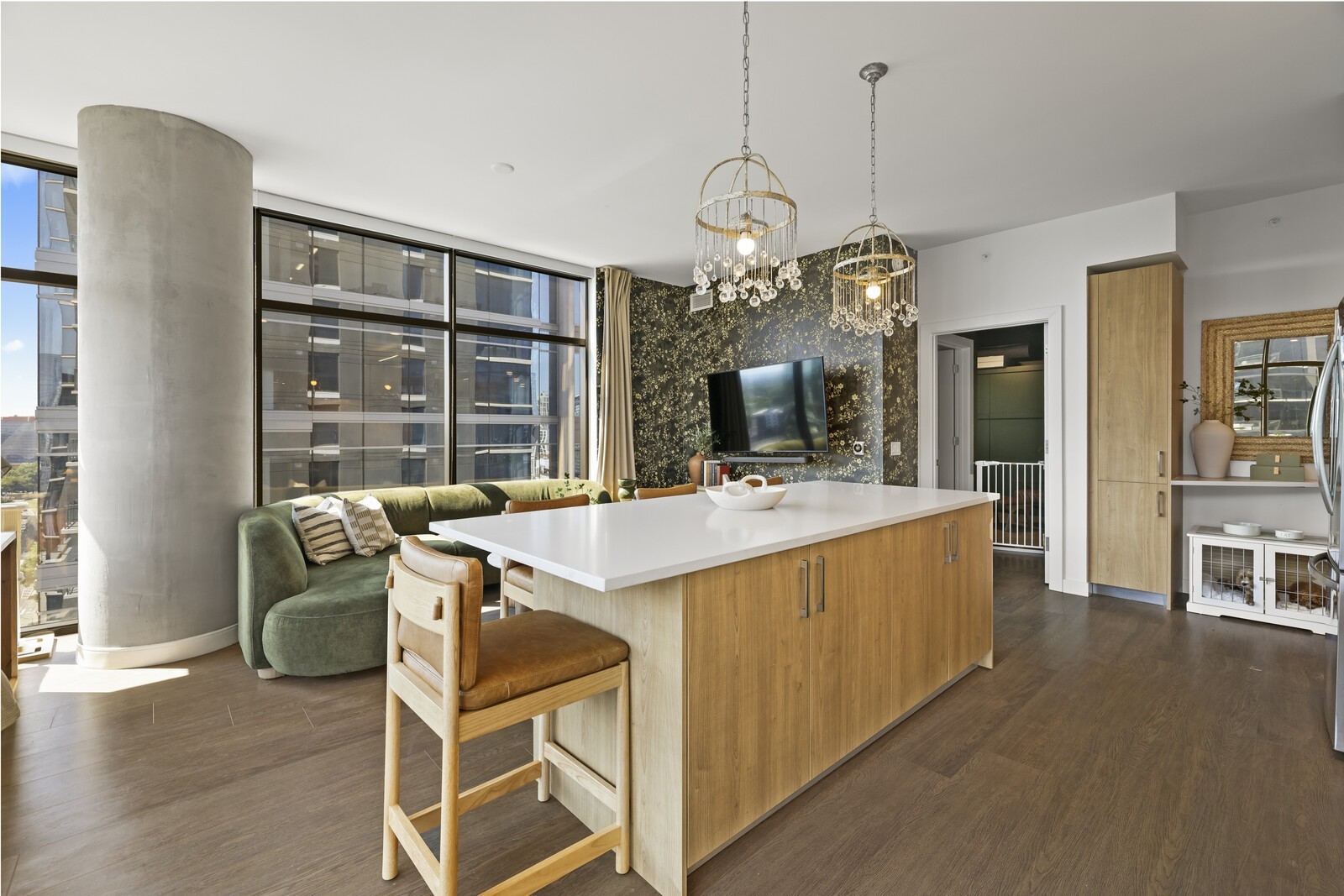 1212 Demonbreun St #1802 Nashville, TN 37203