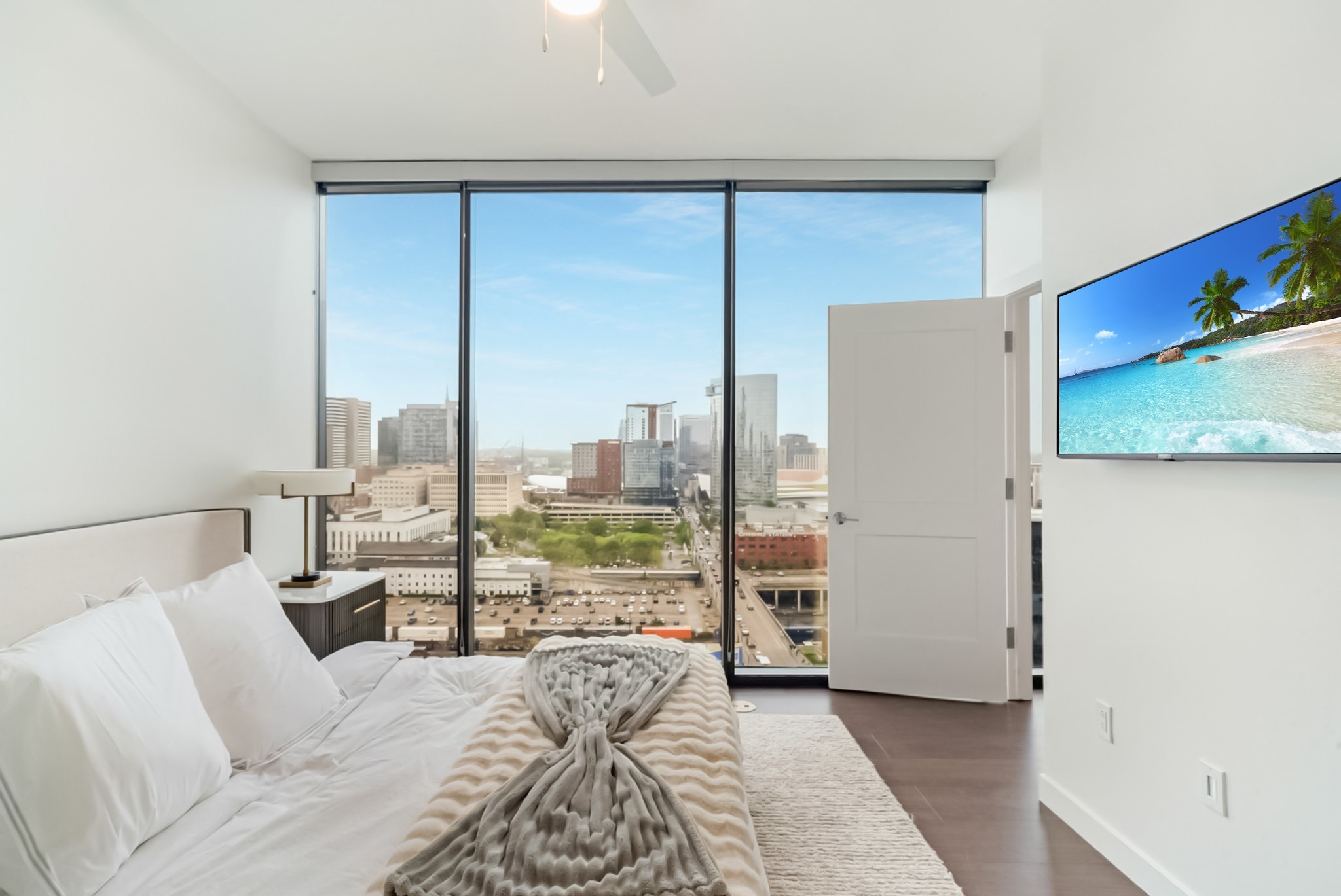 1212 Demonbreun St #1815 Nashville, TN 37203