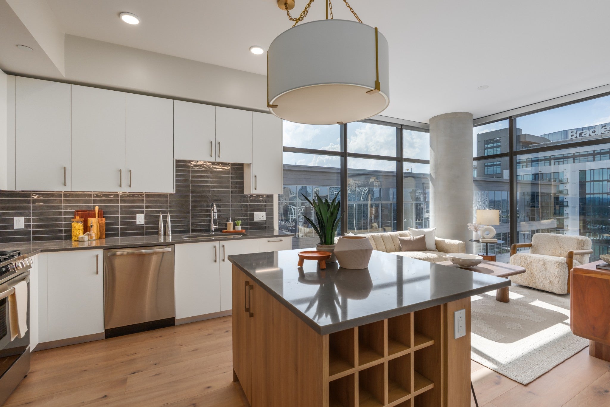 1212 Demonbreun St #B1 Nashville, TN 37203