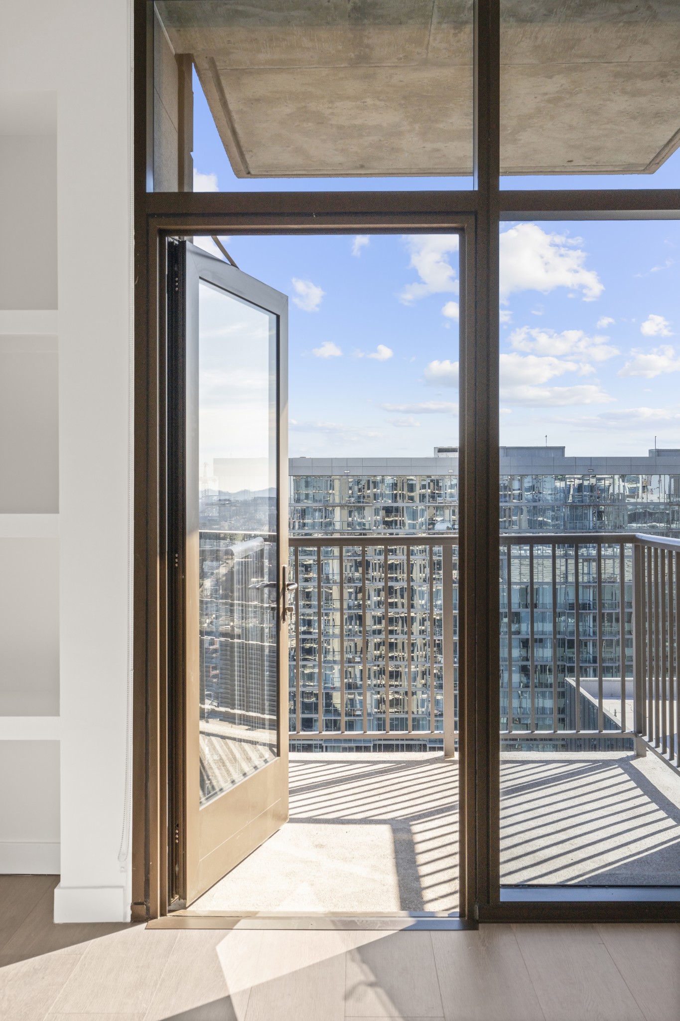 1212 Demonbreun St #A13 (Z) Nashville, TN 37203