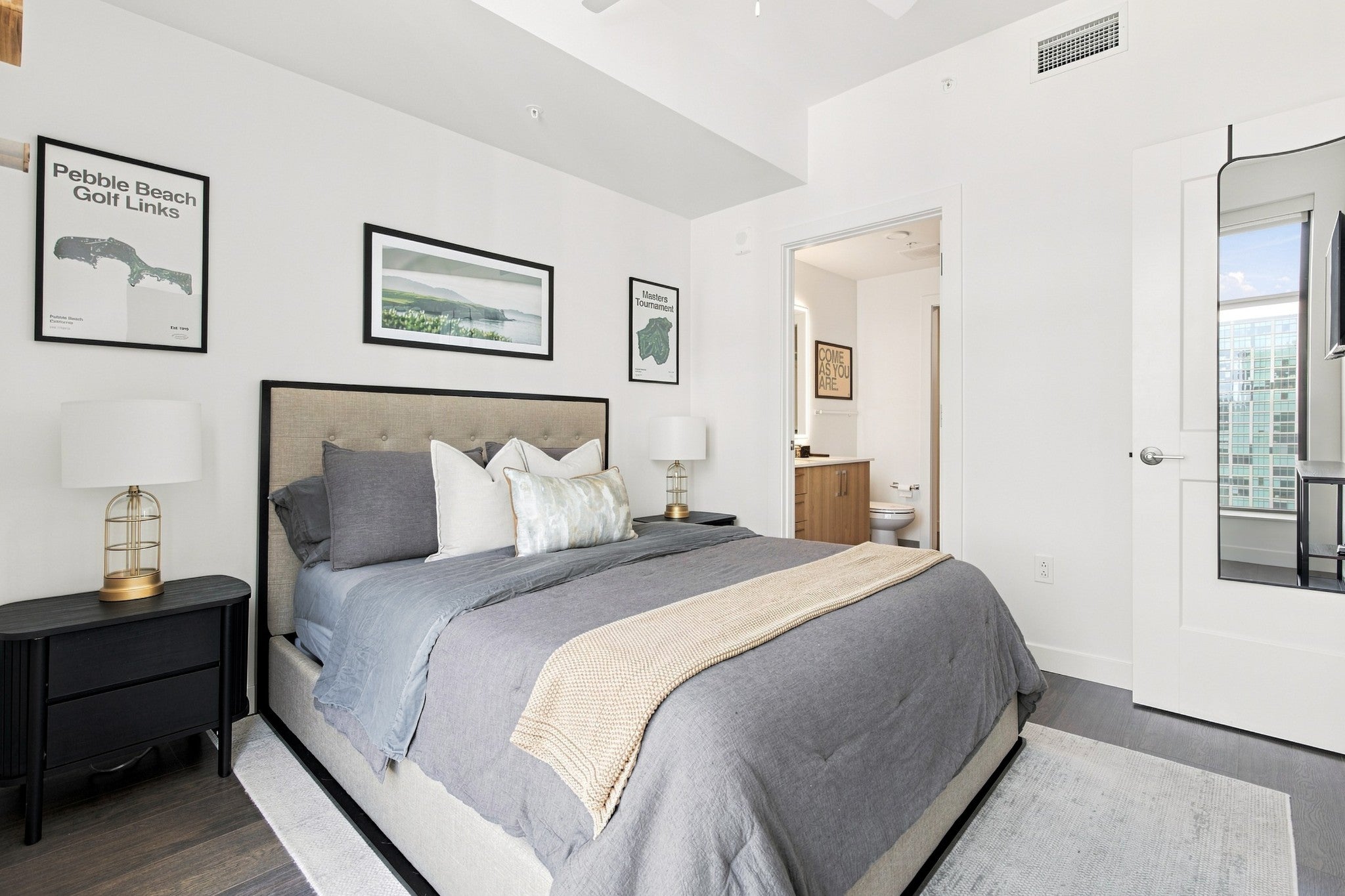1212 Demonbreun St #1811 Nashville, TN 37203