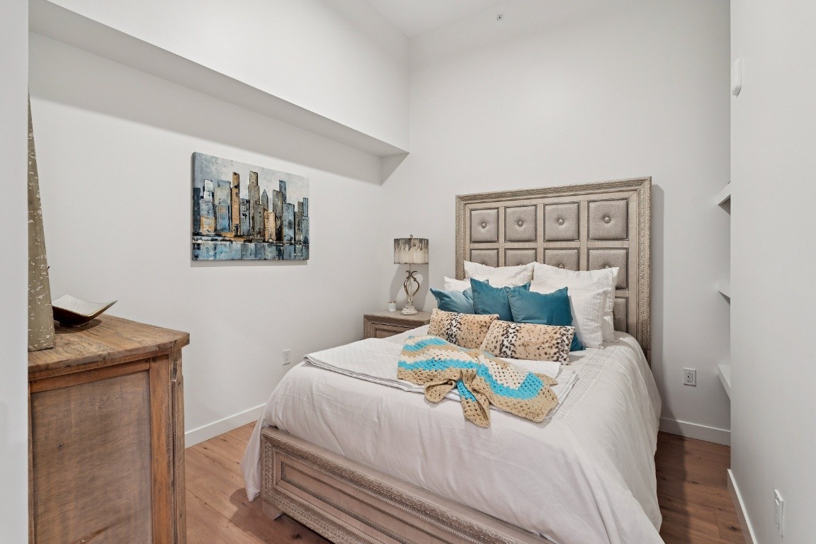 1212 Demonbreun St #606 Nashville, TN 37203