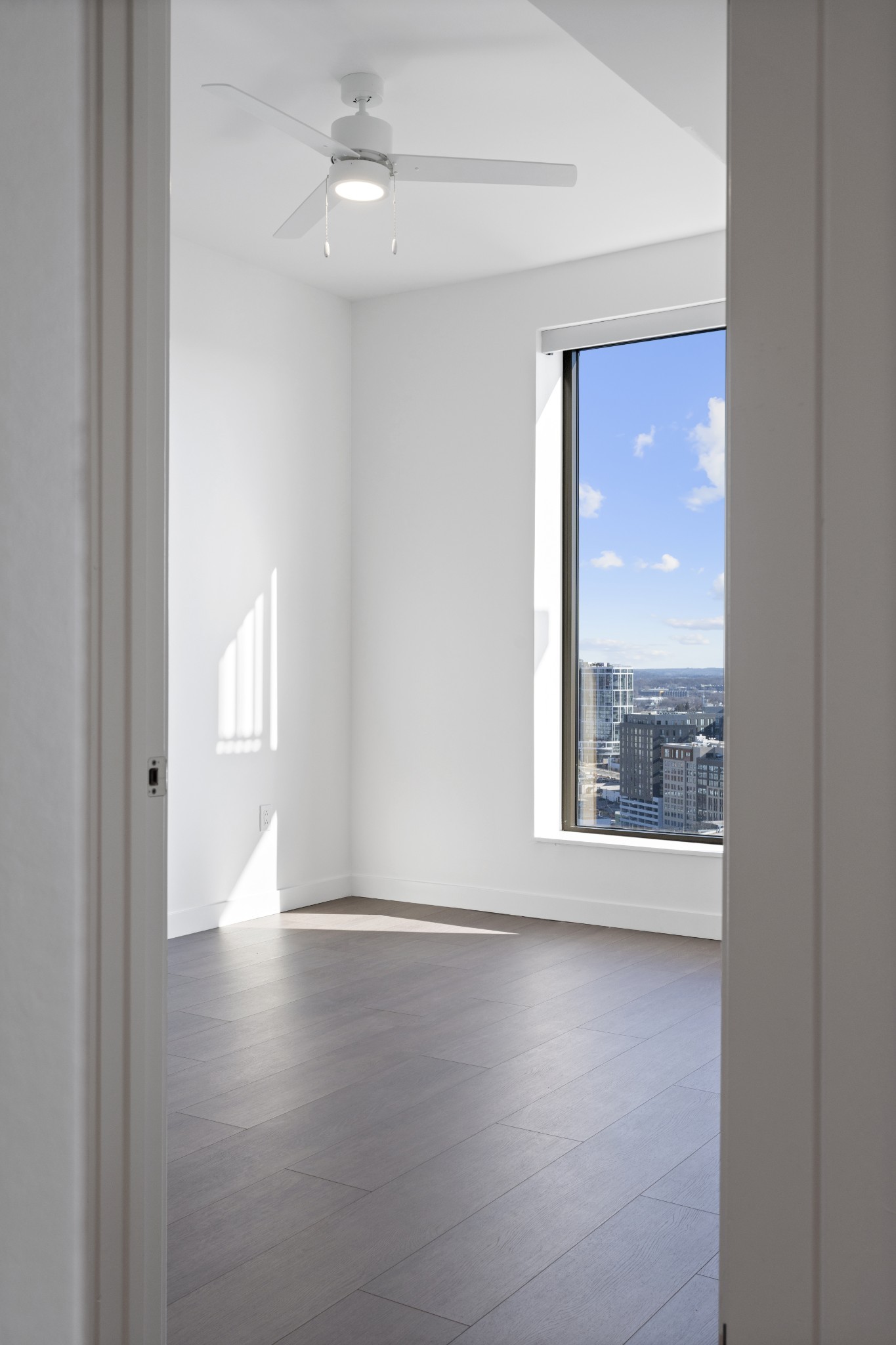 1212 Demonbreun St #A10 (C) Nashville, TN 37203