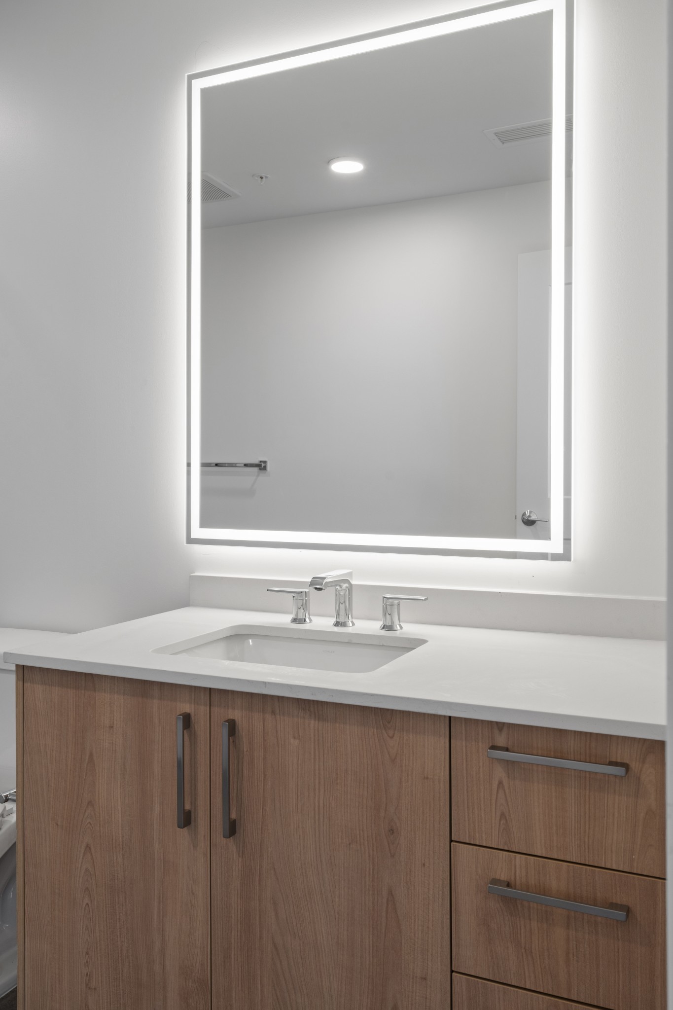 1212 Demonbreun St #A10 (C) Nashville, TN 37203