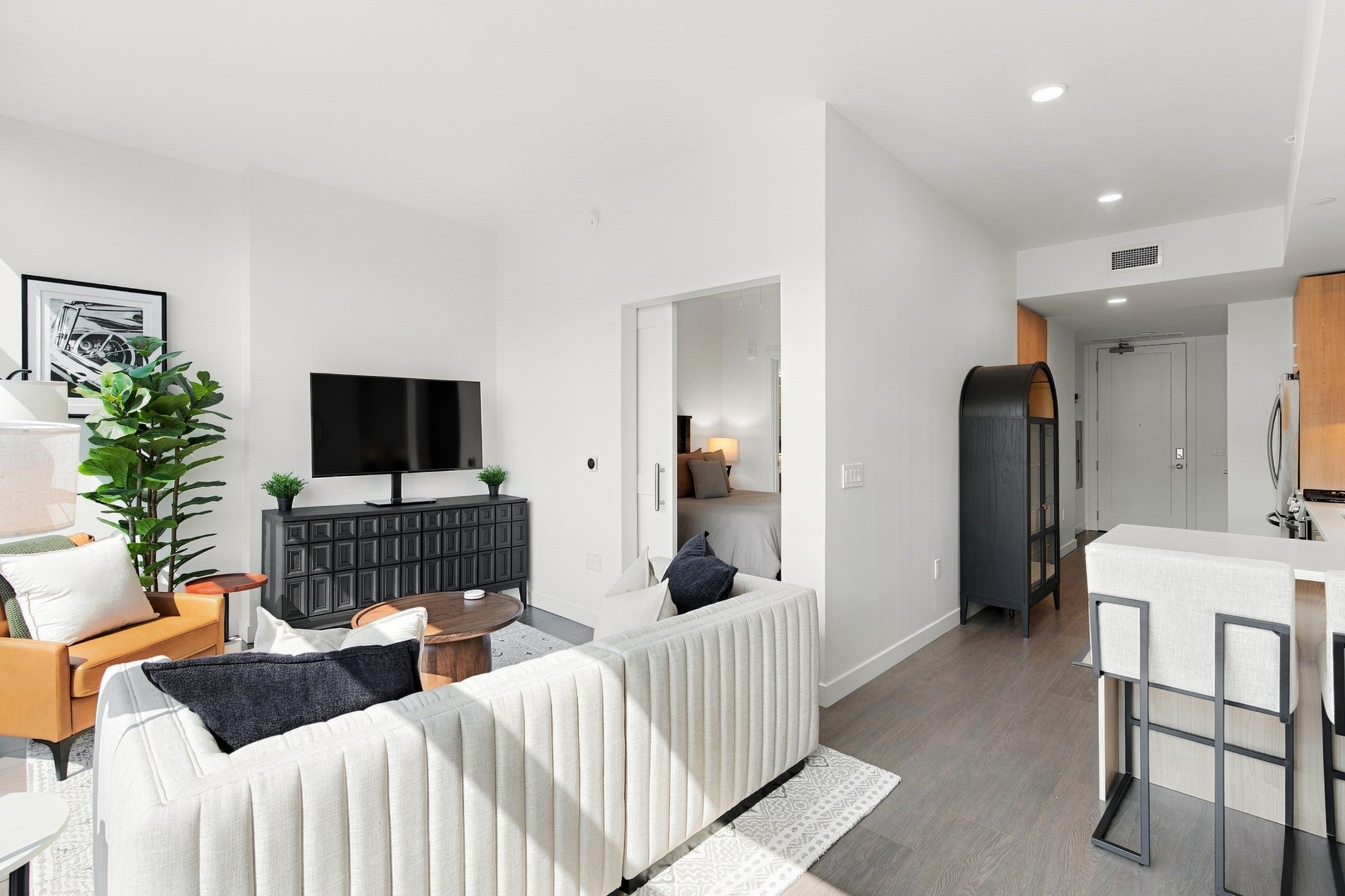 1212 Demonbreun St #1804 Nashville, TN 37203