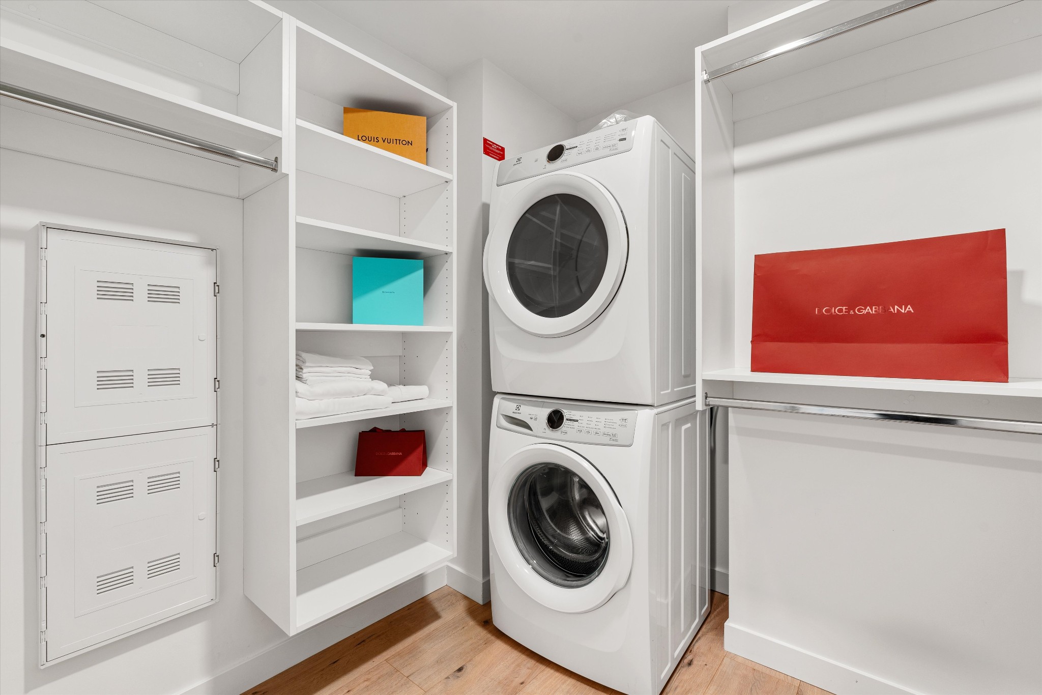 1212 Demonbreun St #1203 Nashville, TN 37203