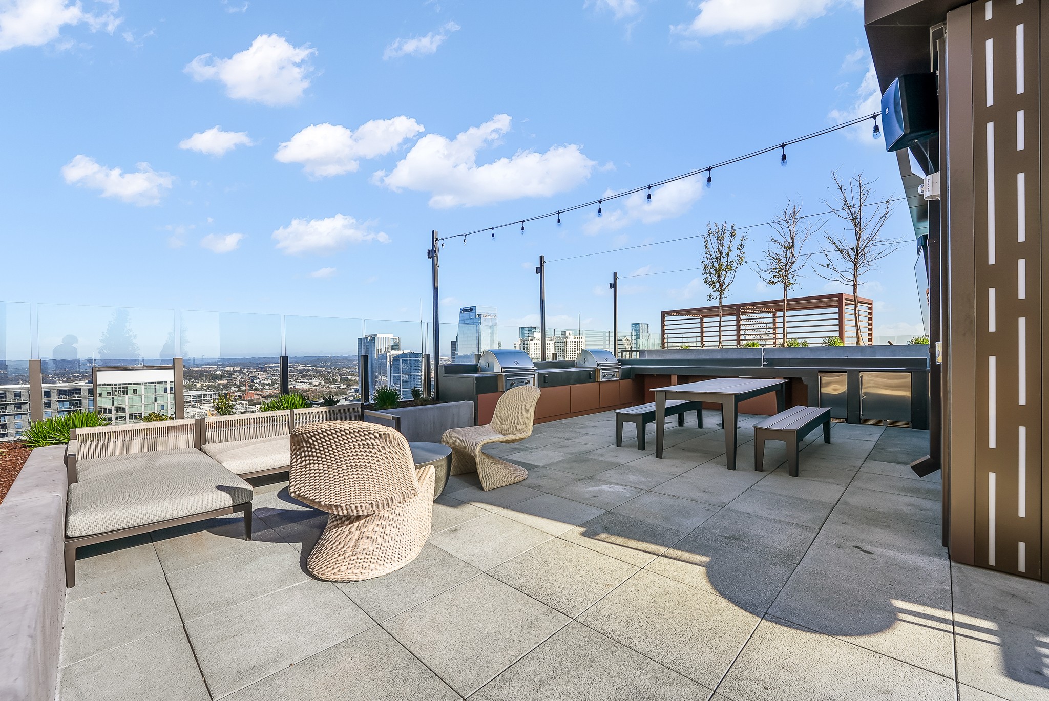 1212 Demonbreun St #1203 Nashville, TN 37203