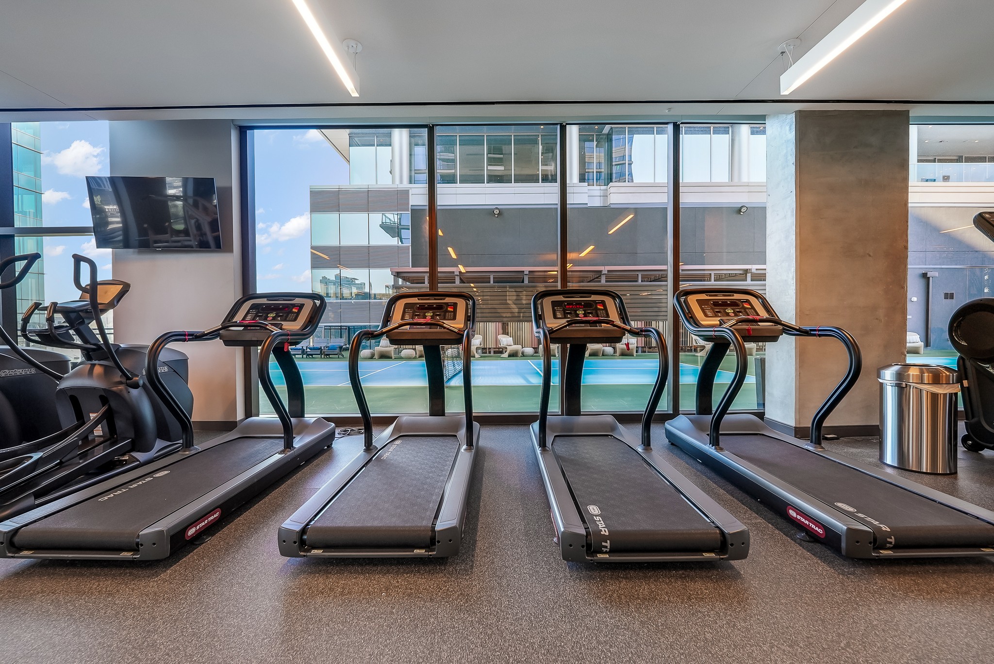 1212 Demonbreun St #1203 Nashville, TN 37203