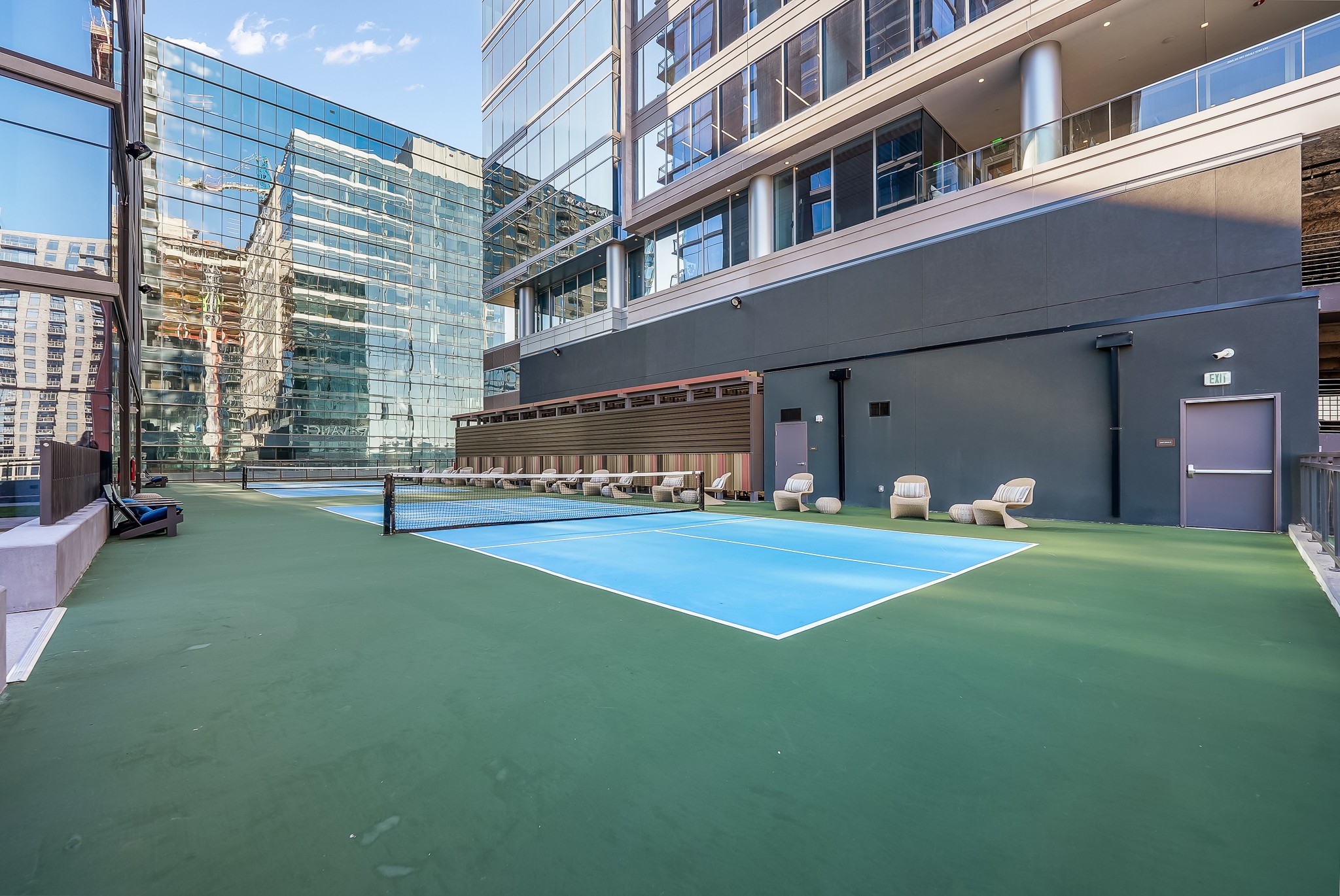 1212 Demonbreun St #1203 Nashville, TN 37203