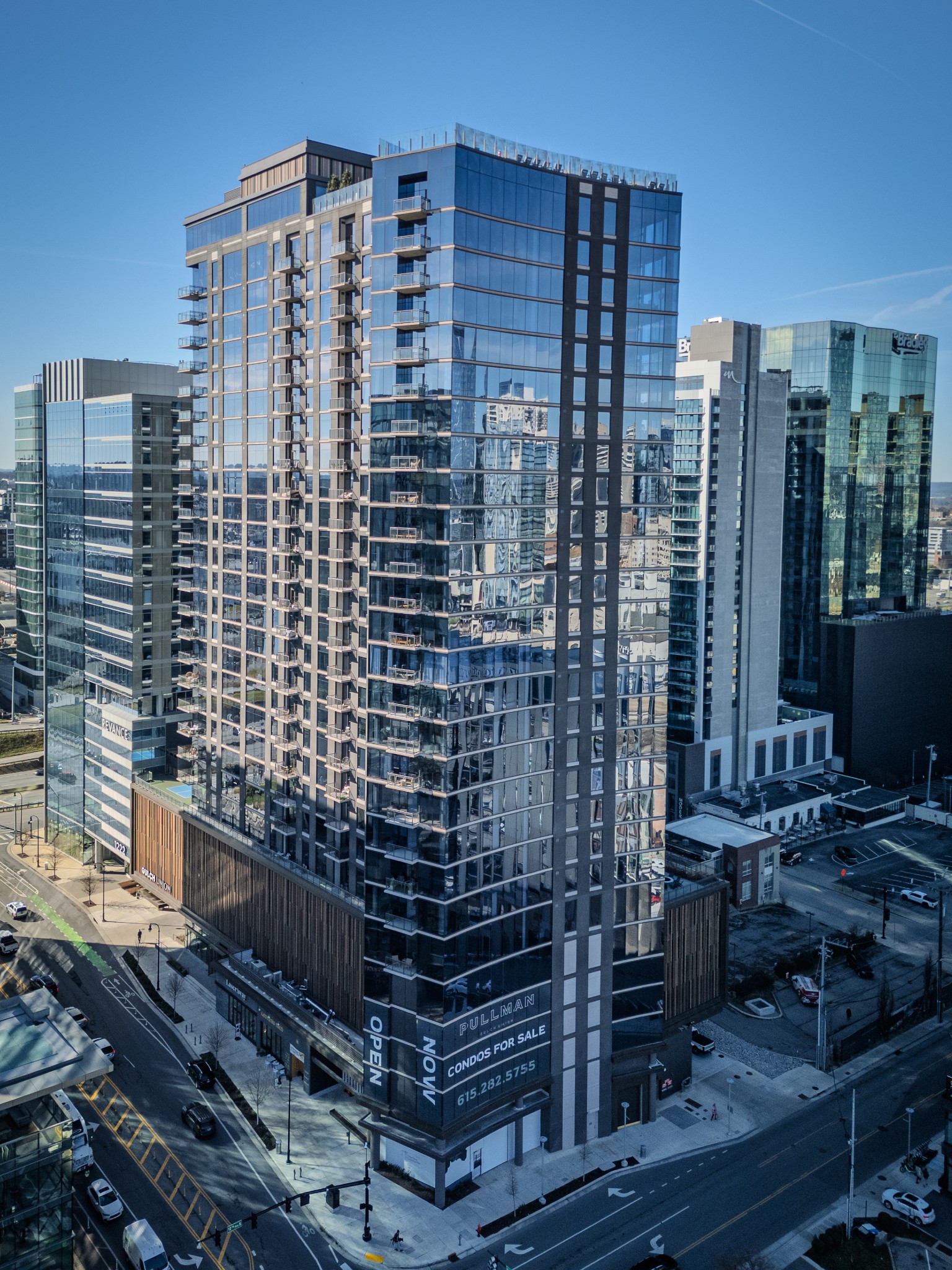 1212 Demonbreun St #1203 Nashville, TN 37203