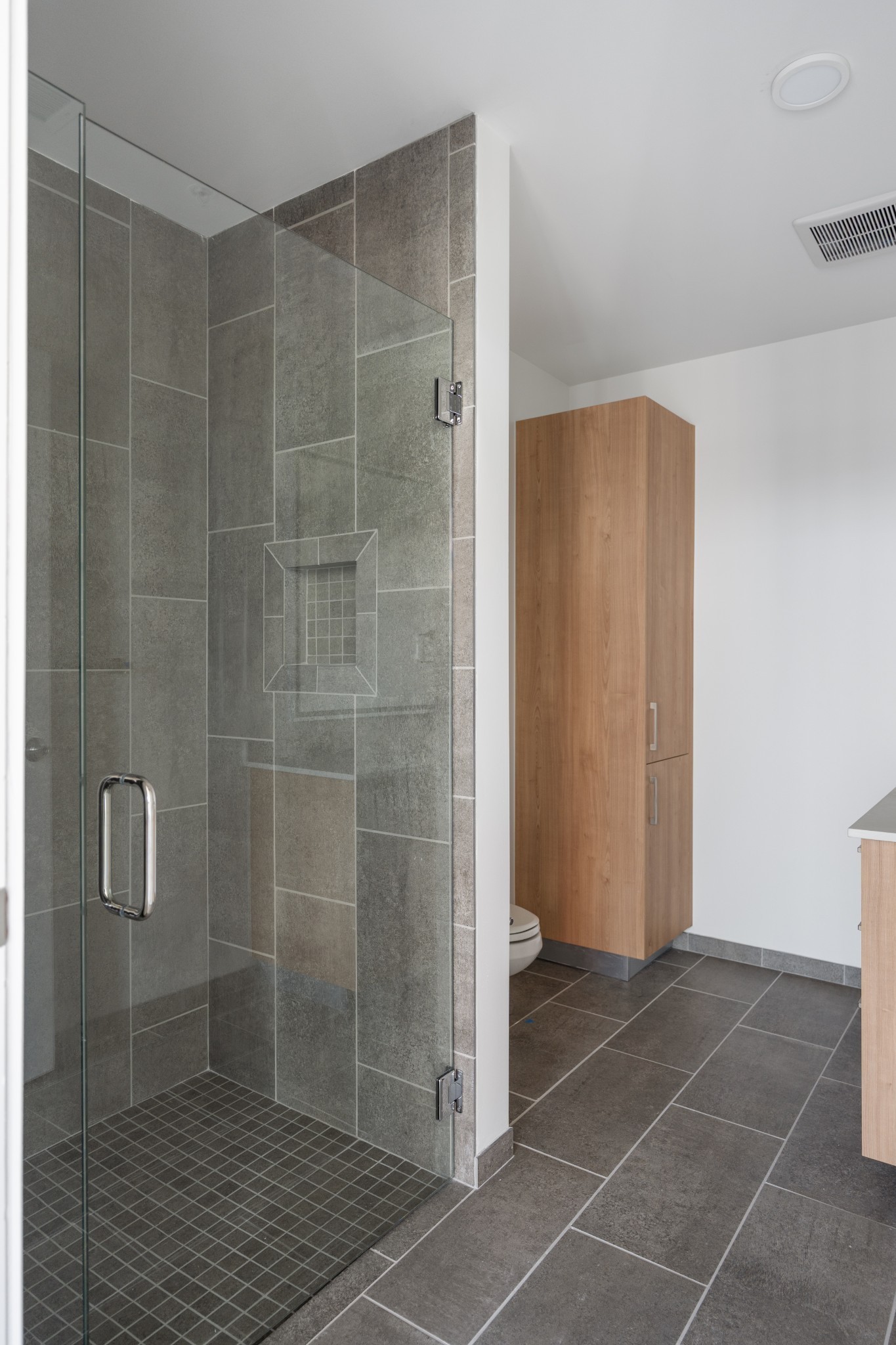 1212 Demonbreun St #909 Nashville, TN 37203