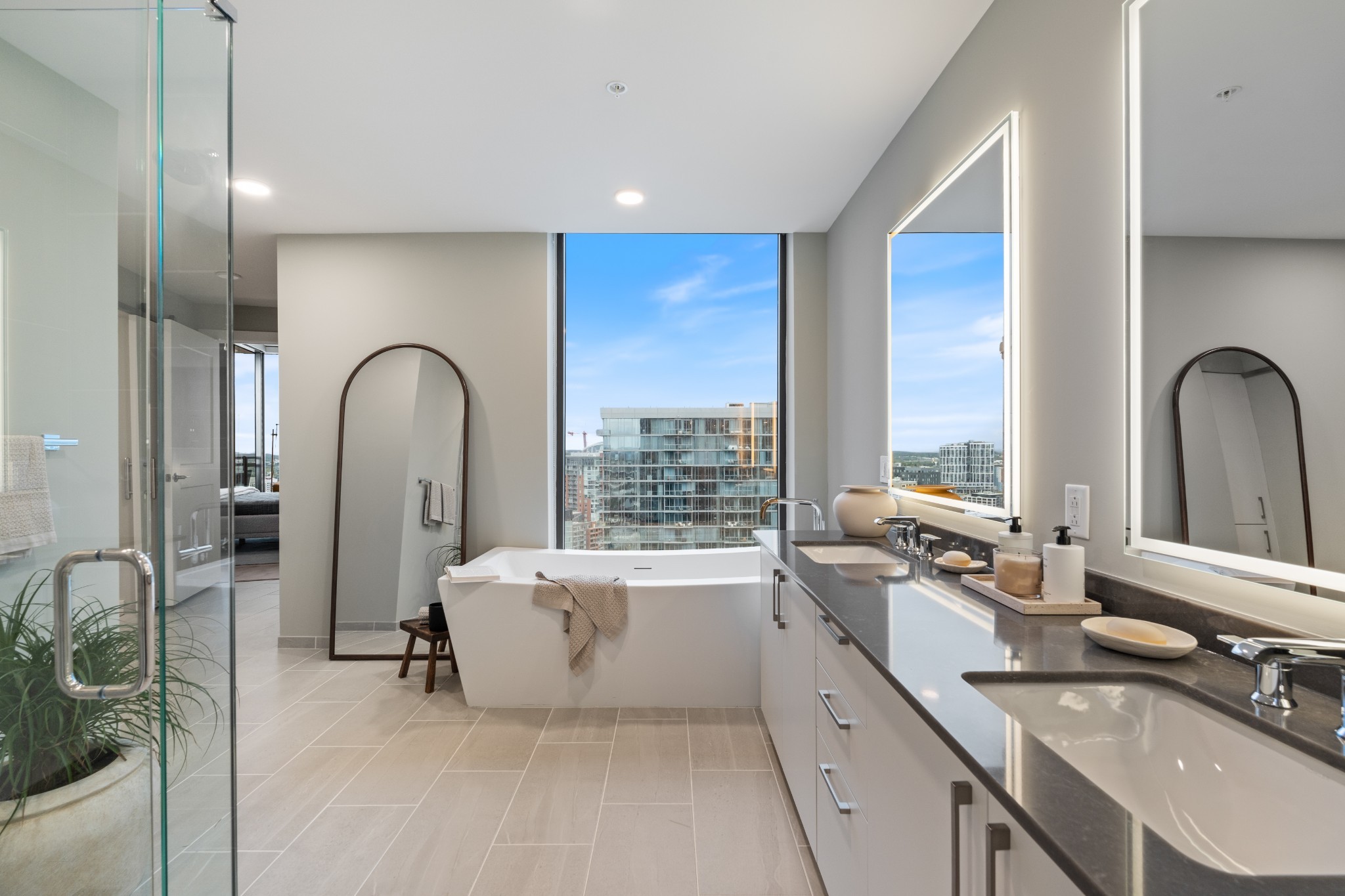 1212 Demonbreun St #C2-D(A) Nashville, TN 37203