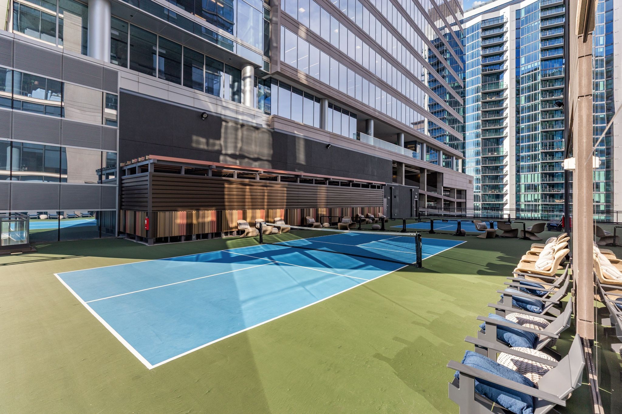 1212 Demonbreun St #1606 Nashville, TN 37203