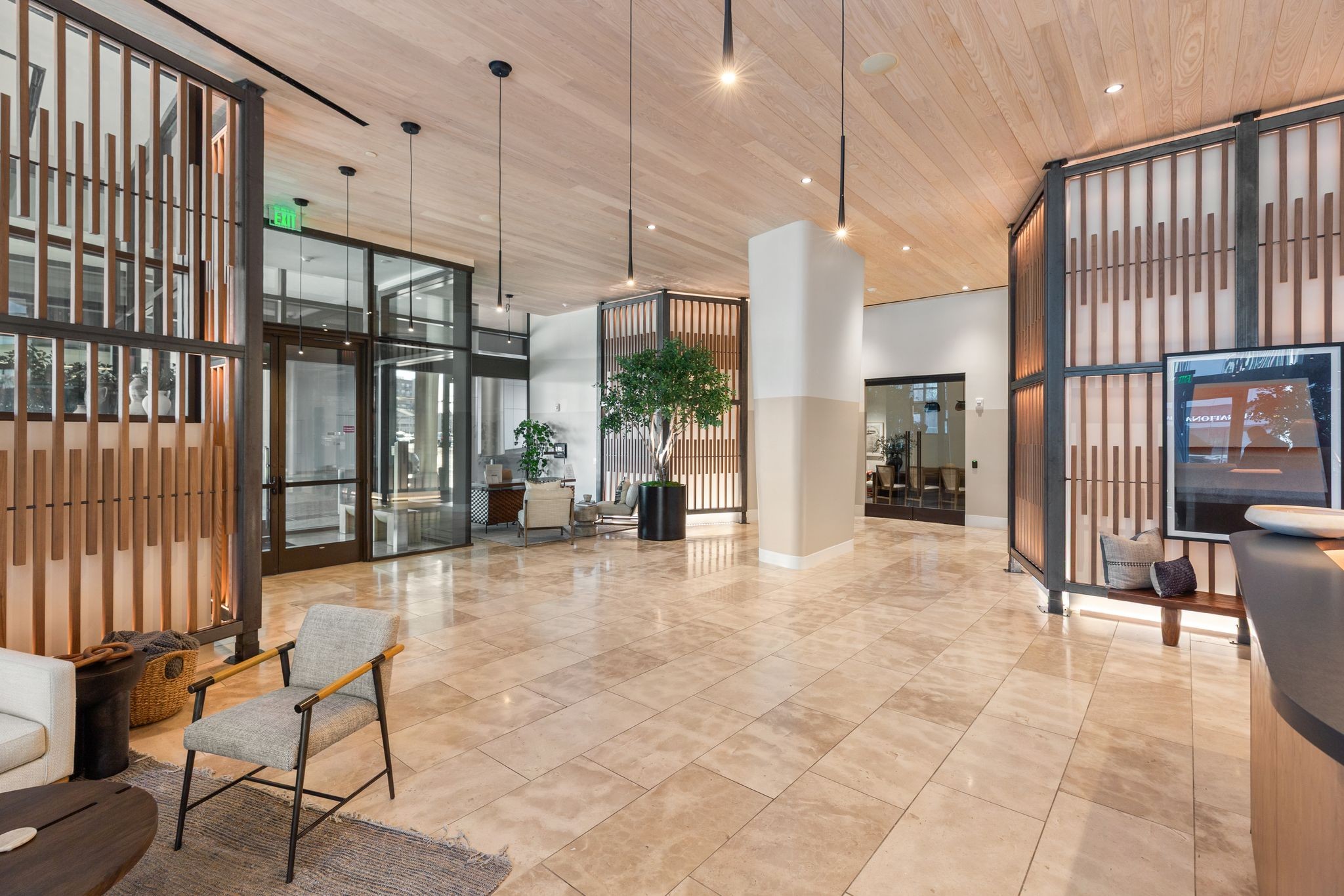 1212 Demonbreun St #1606 Nashville, TN 37203