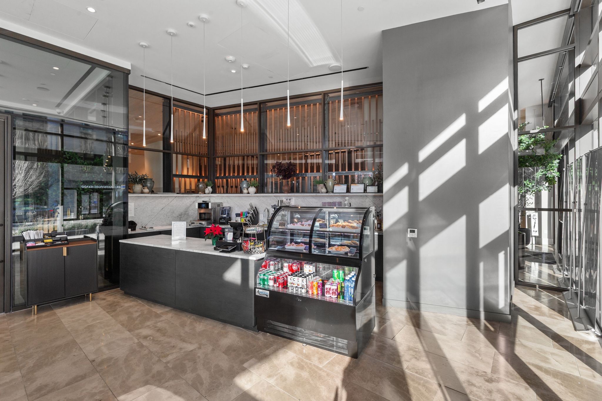 1212 Demonbreun St #1606 Nashville, TN 37203