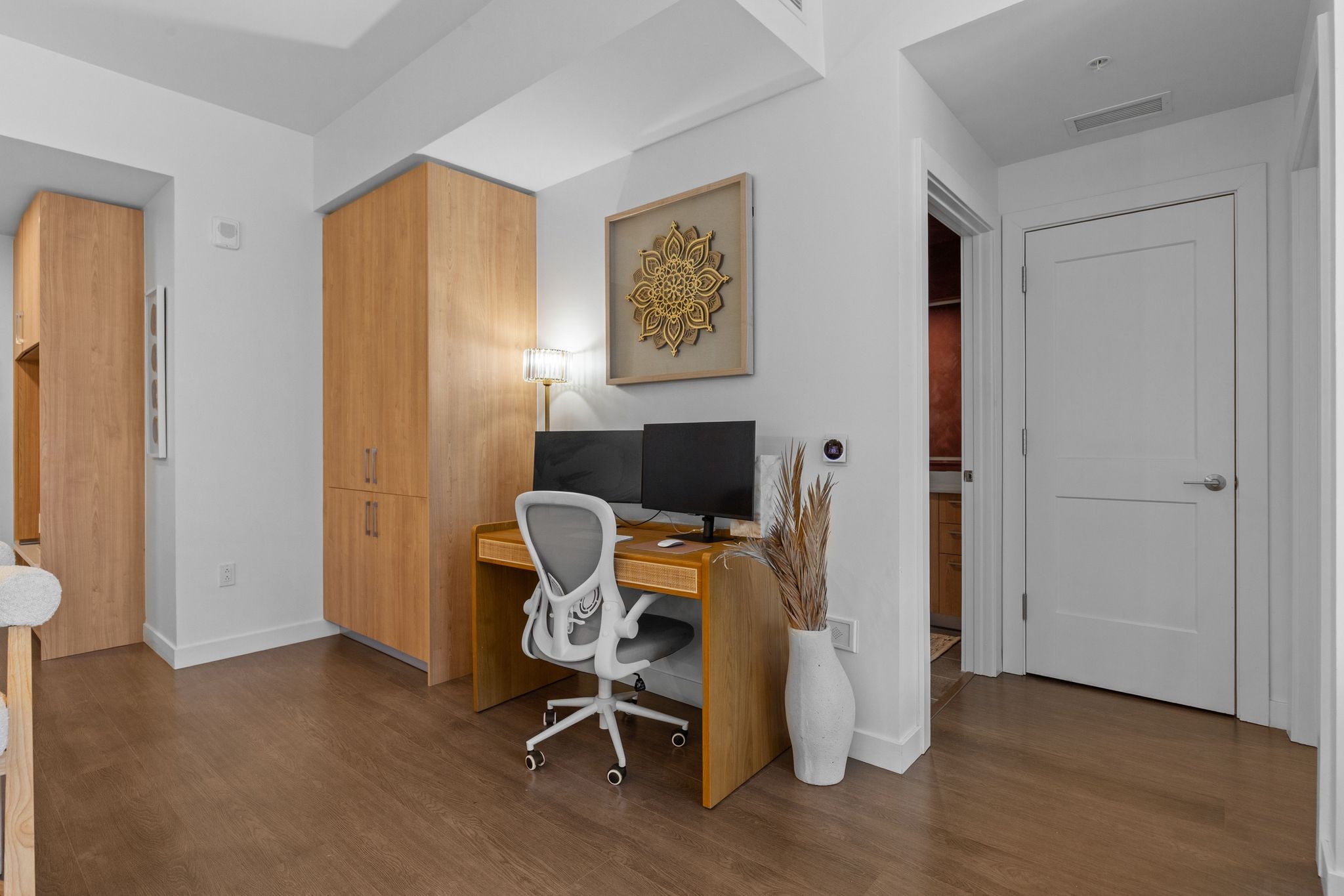 1212 Demonbreun St #1606 Nashville, TN 37203