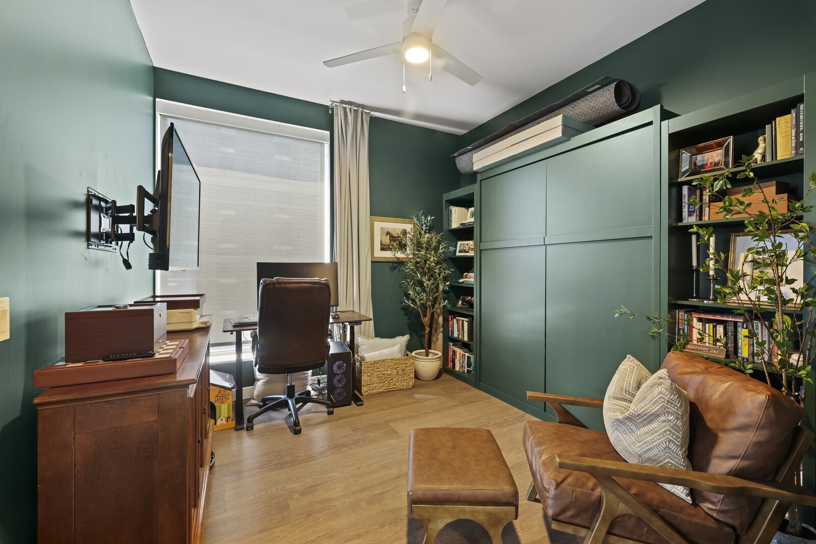 1212 Demonbreun St #1802 Nashville, TN 37203