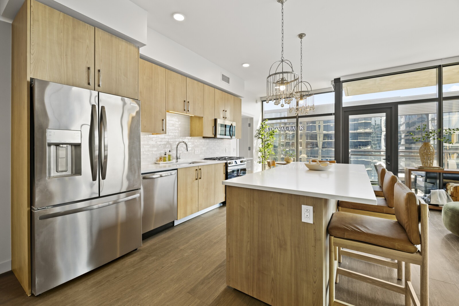 1212 Demonbreun St #1802 Nashville, TN 37203